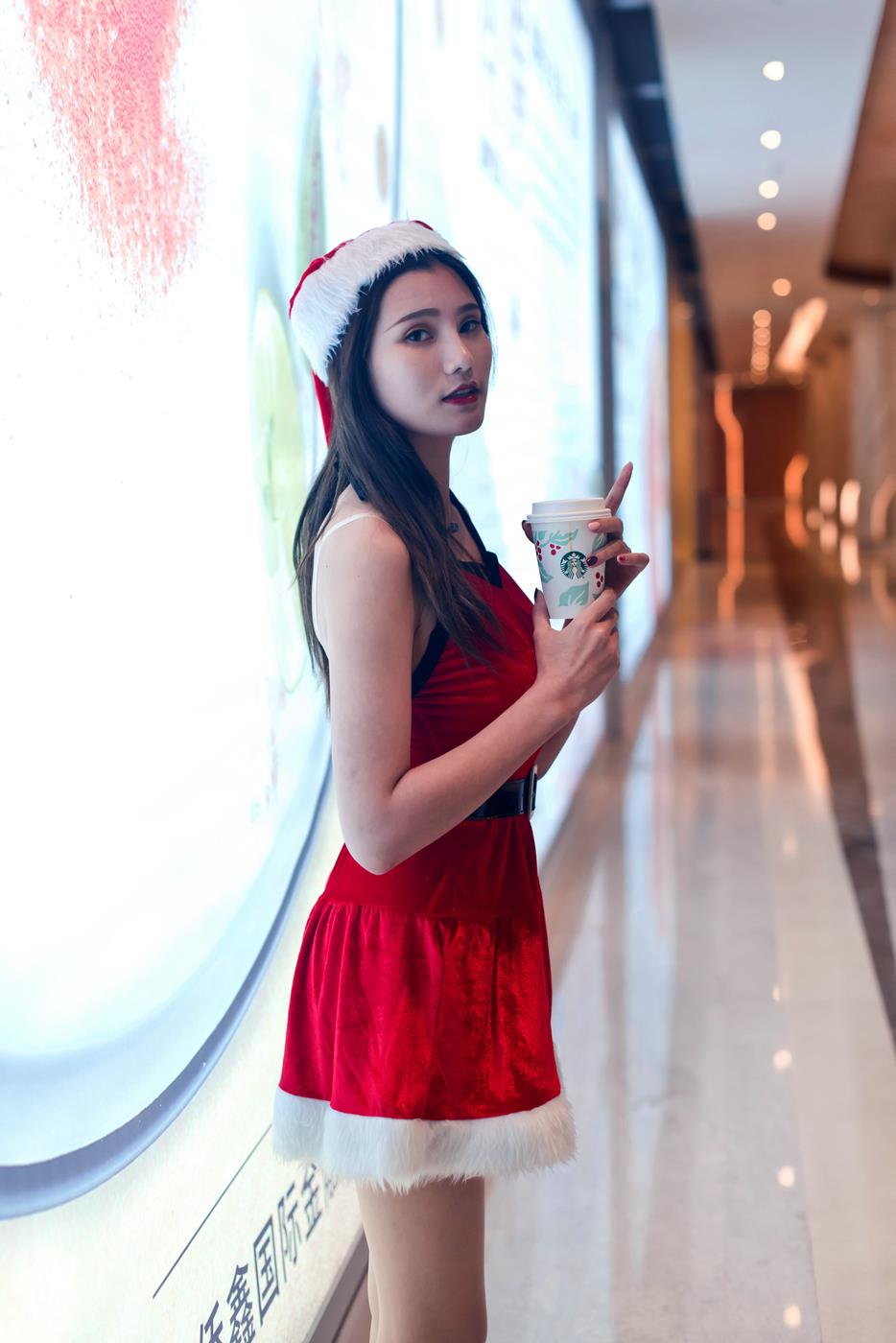 图片[2]-精选魔镜街拍 NO.124 寒风中的极品肉丝圣诞美仁婷婷 [56P]-草丛看图