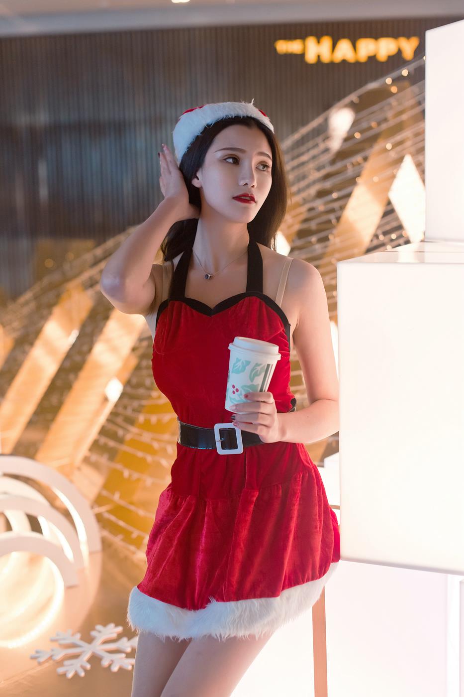 图片[3]-精选魔镜街拍 NO.124 寒风中的极品肉丝圣诞美仁婷婷 [56P]-草丛看图