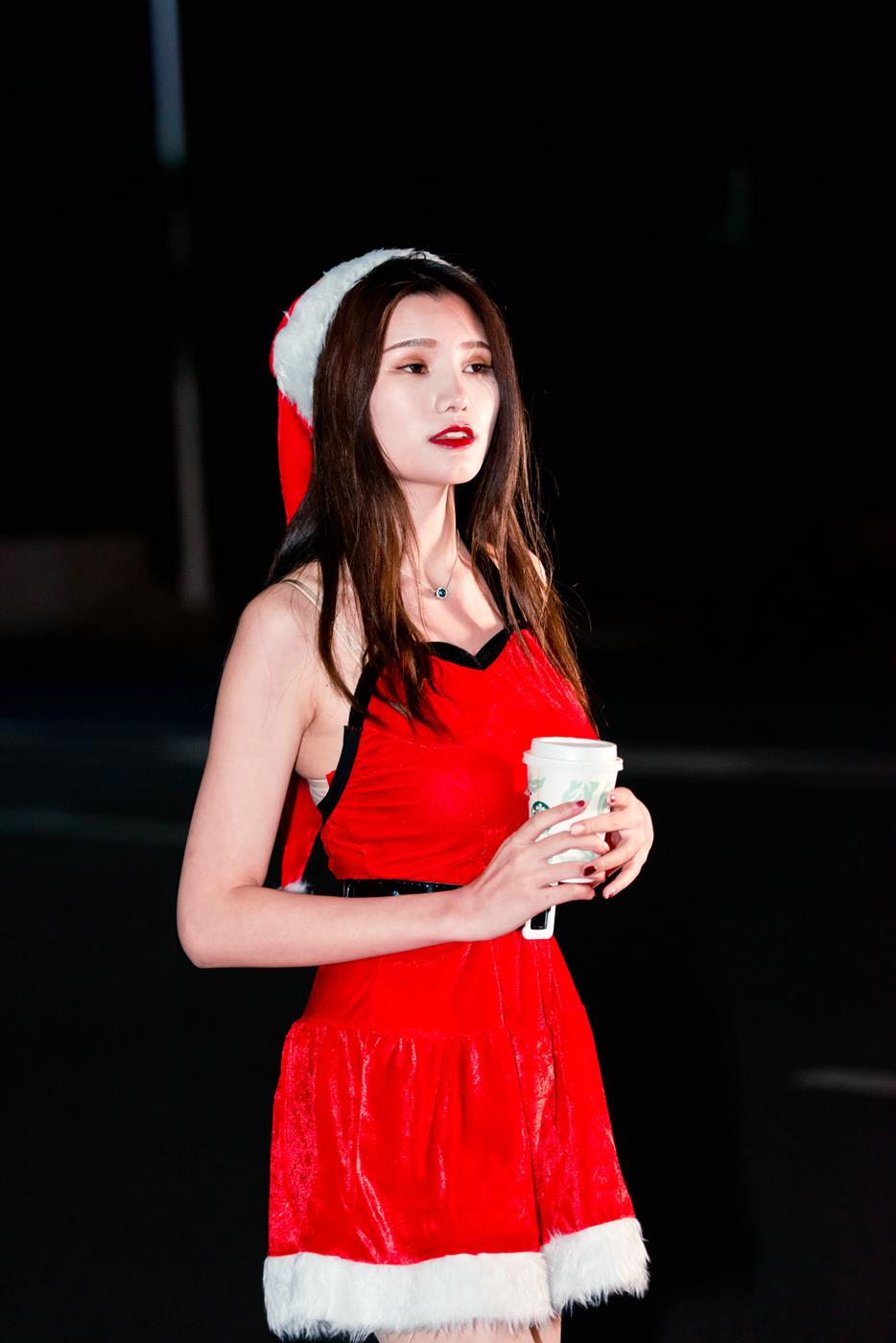 图片[8]-精选魔镜街拍 NO.124 寒风中的极品肉丝圣诞美仁婷婷 [56P]-草丛看图