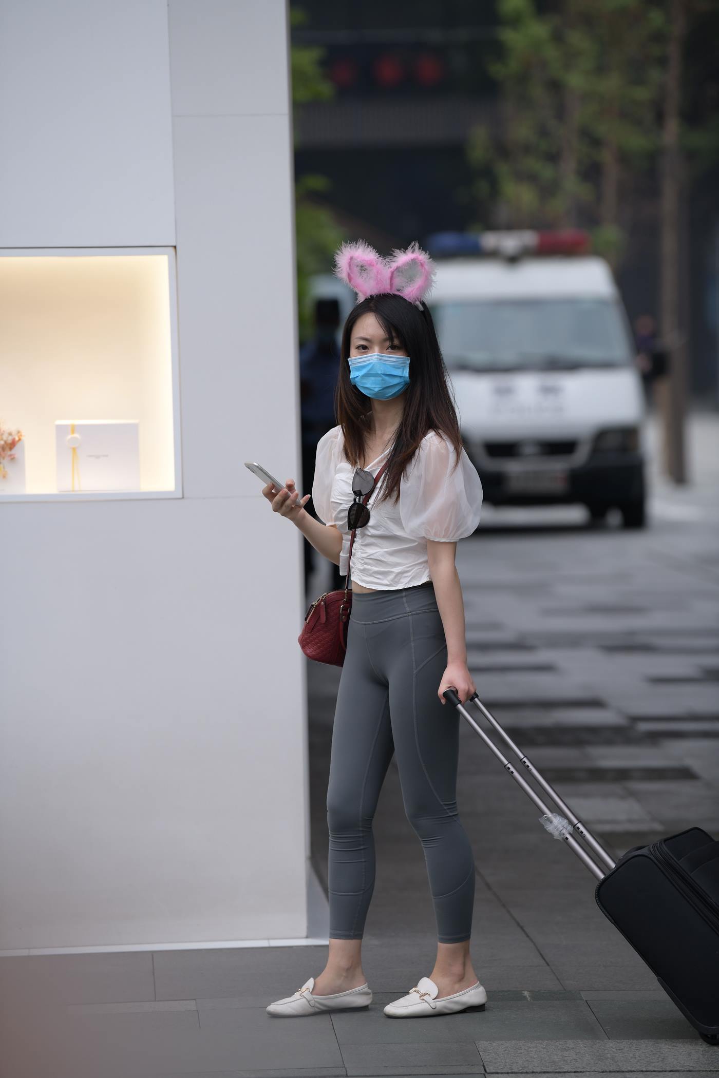 图片[8]-精选魔镜街拍 NO.054 街拍仅身裤小解解 [44P]-草丛看图