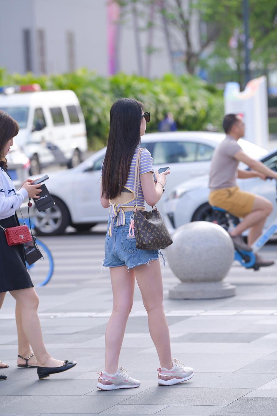 图片[4]-精选精选街拍作品 NO.1575 摄神街拍作品 – 清纯而迷人的热裤美眉[45P]-草丛看图