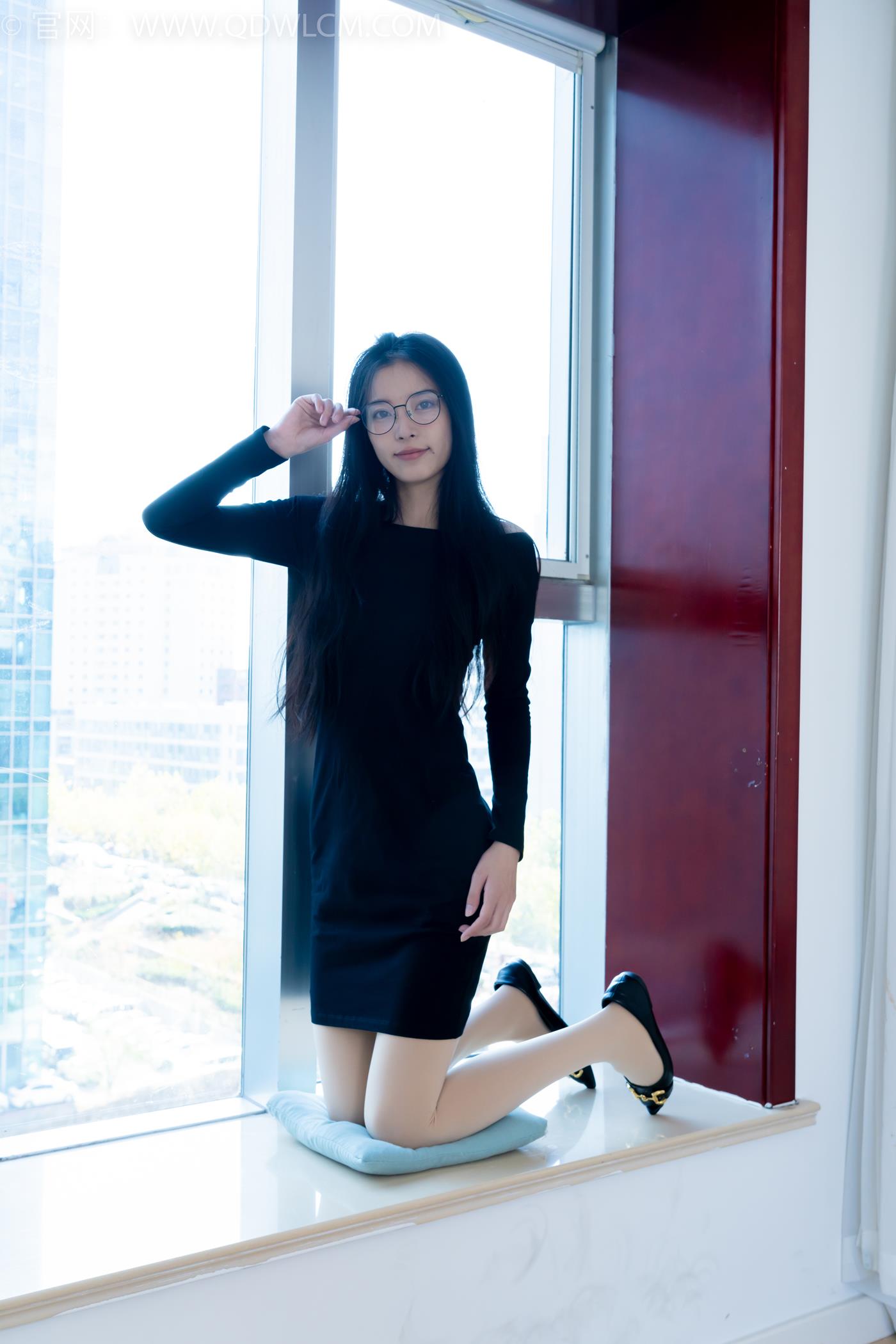 图片[5]-精选勿恋传媒 NO.2256 茯苓-平底鞋、厚肉丝、厚黑丝、皮筋绑脚和挠脚心剧情[139P]-草丛看图