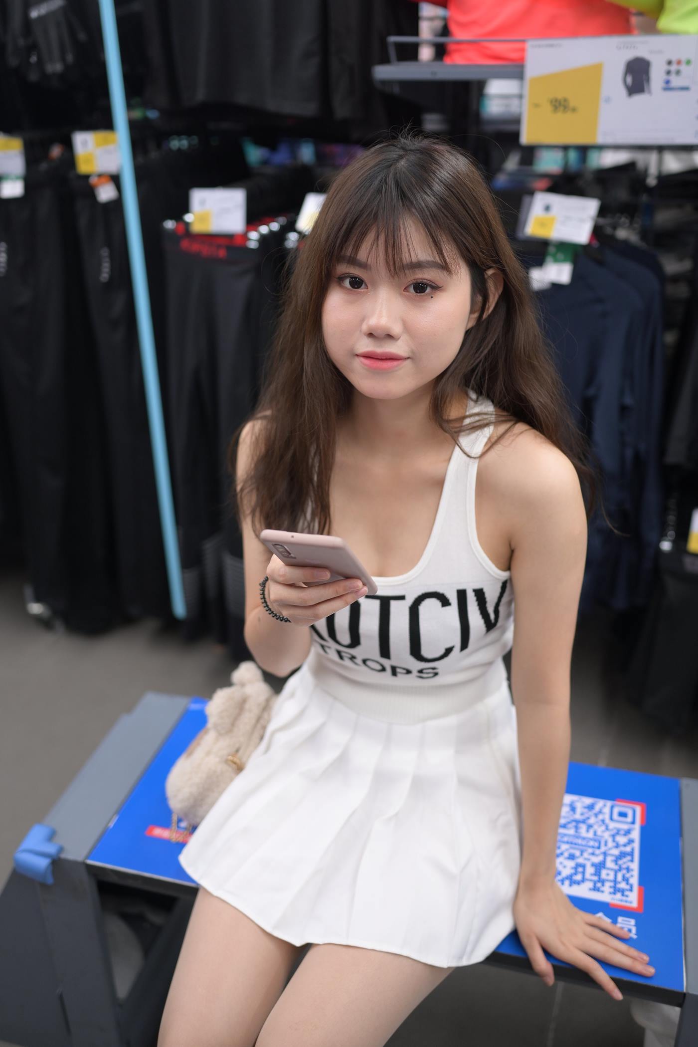 图片[6]-精选魔镜街拍 NO.085 程生街拍作品 – 买东西的依依 [72P]-草丛看图