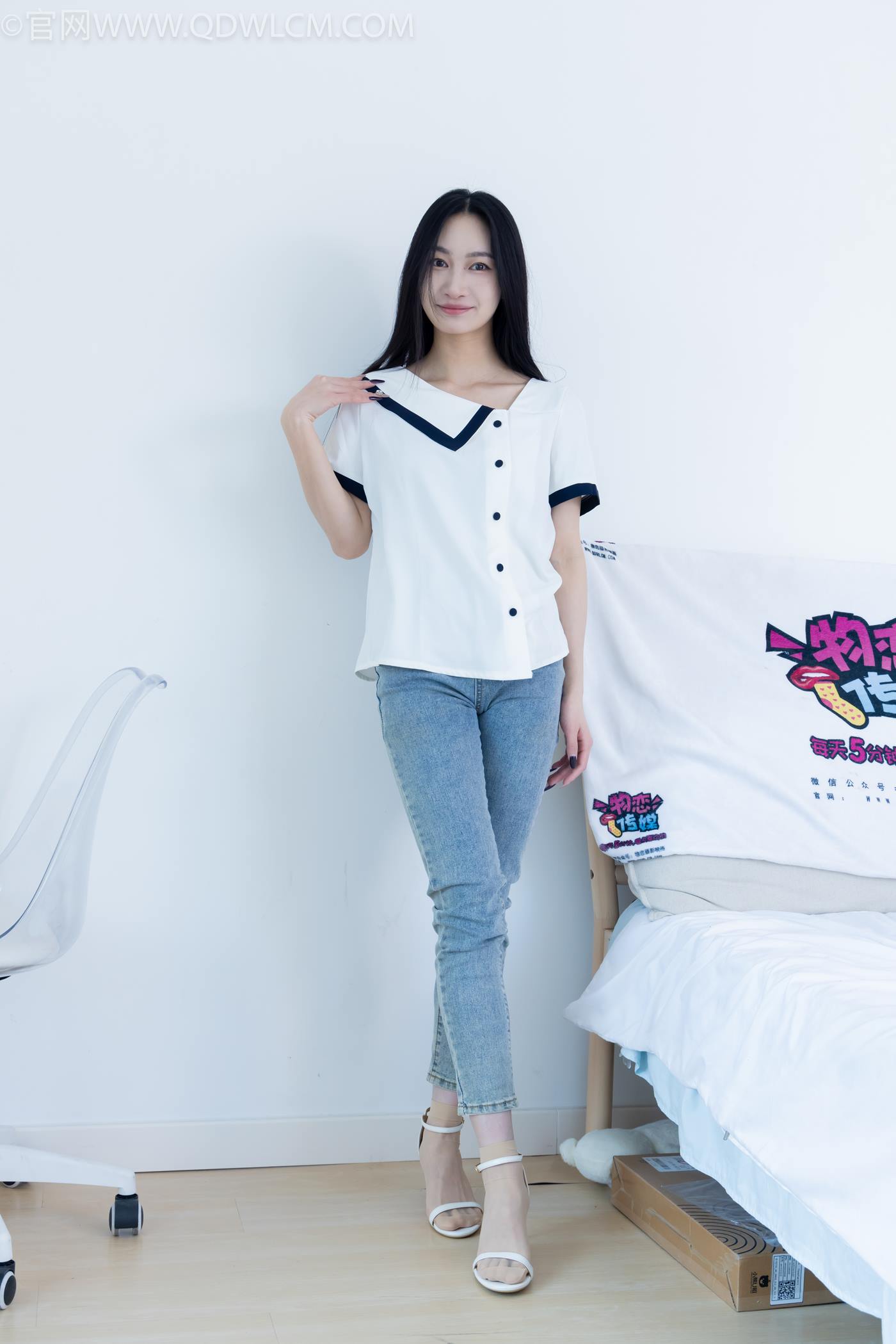 图片[2]-精选勿恋传媒 NO.2280 小影-高跟凉鞋、短肉丝[159P]-草丛看图