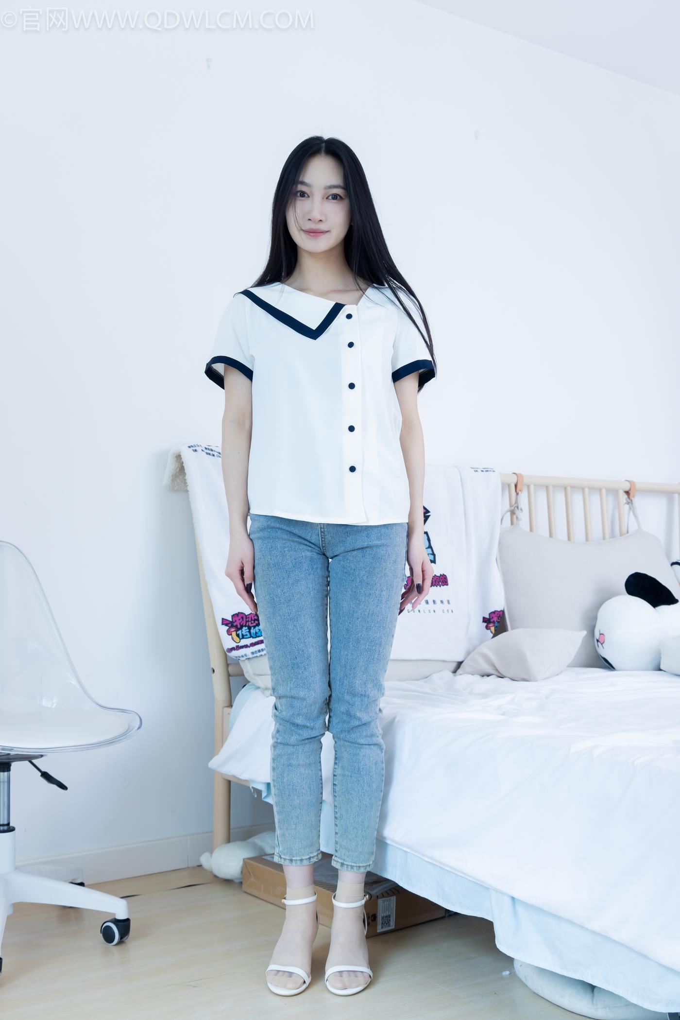 图片[1]-精选勿恋传媒 NO.2280 小影-高跟凉鞋、短肉丝[159P]-草丛看图