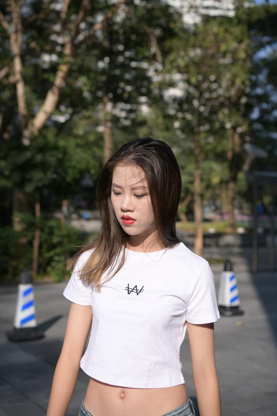 图片[2]-精选魔镜街拍 NO.126 非常的牛仔热裤女孩 [47P]-草丛看图