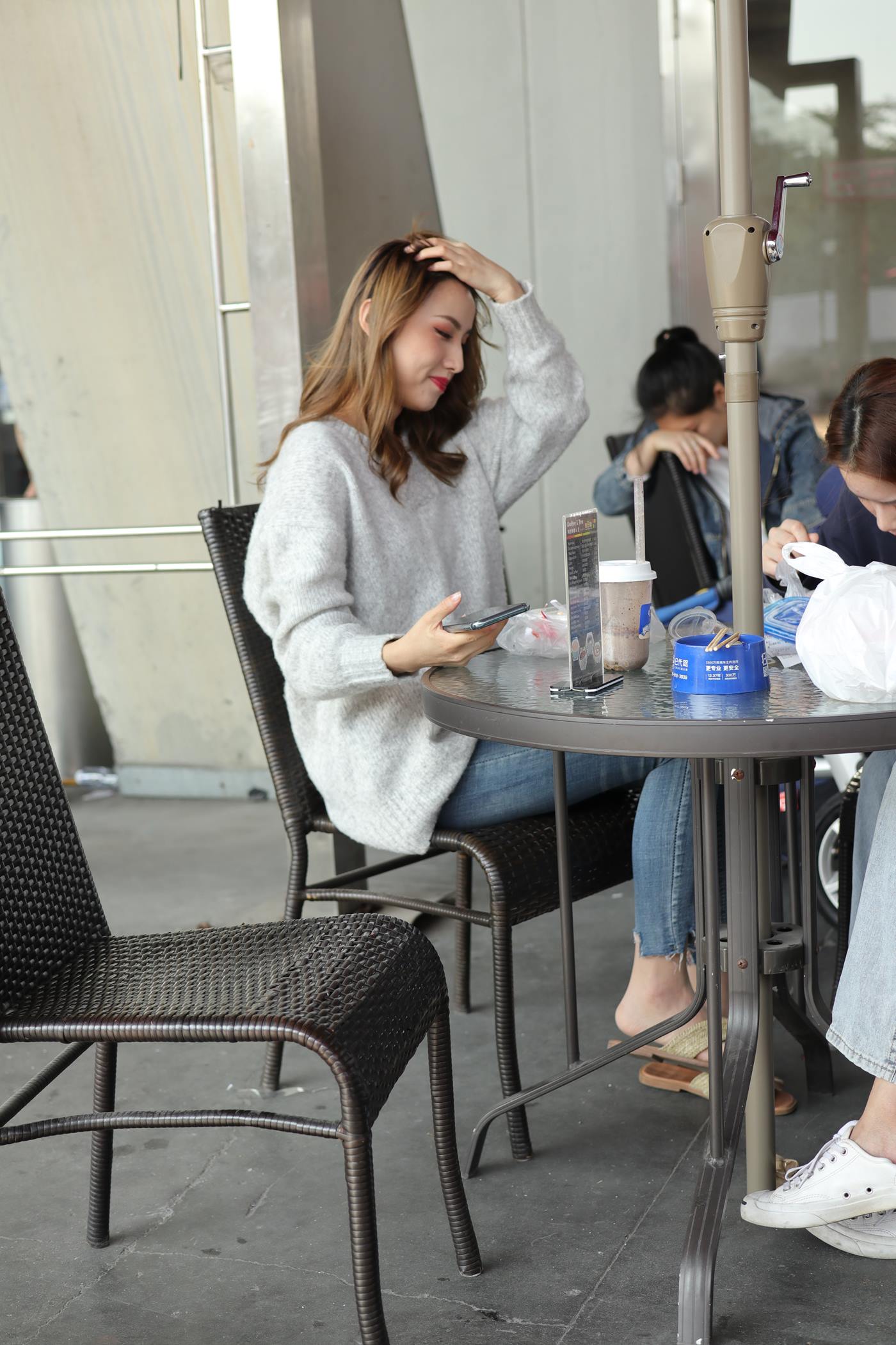 图片[3]-精选魔镜街拍 NO.058 搭讪午餐的裤里丝 [61P]-草丛看图