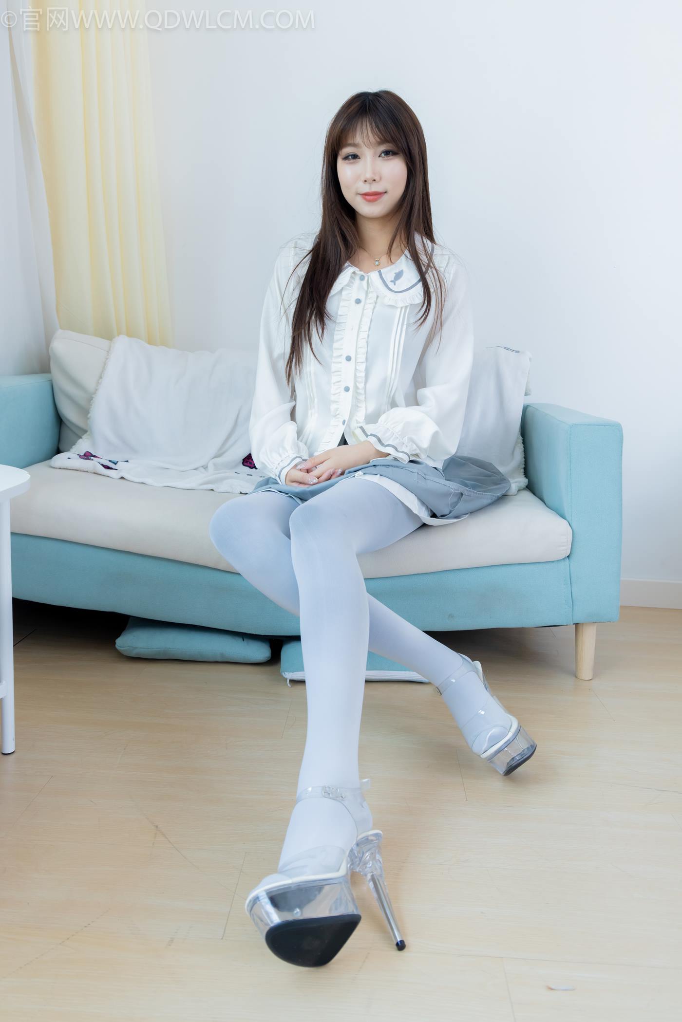 图片[8]-精选勿恋传媒 NO.2278 泡泡-高跟凉鞋、厚灰丝、厚黑丝、厚白丝[140P]-草丛看图