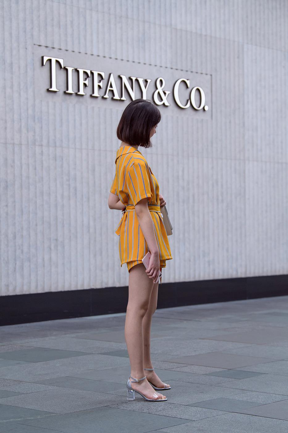 图片[1]-精选精选街拍作品 NO.1574 久久街拍作品 – 靓丽长腿美女[11P]-草丛看图