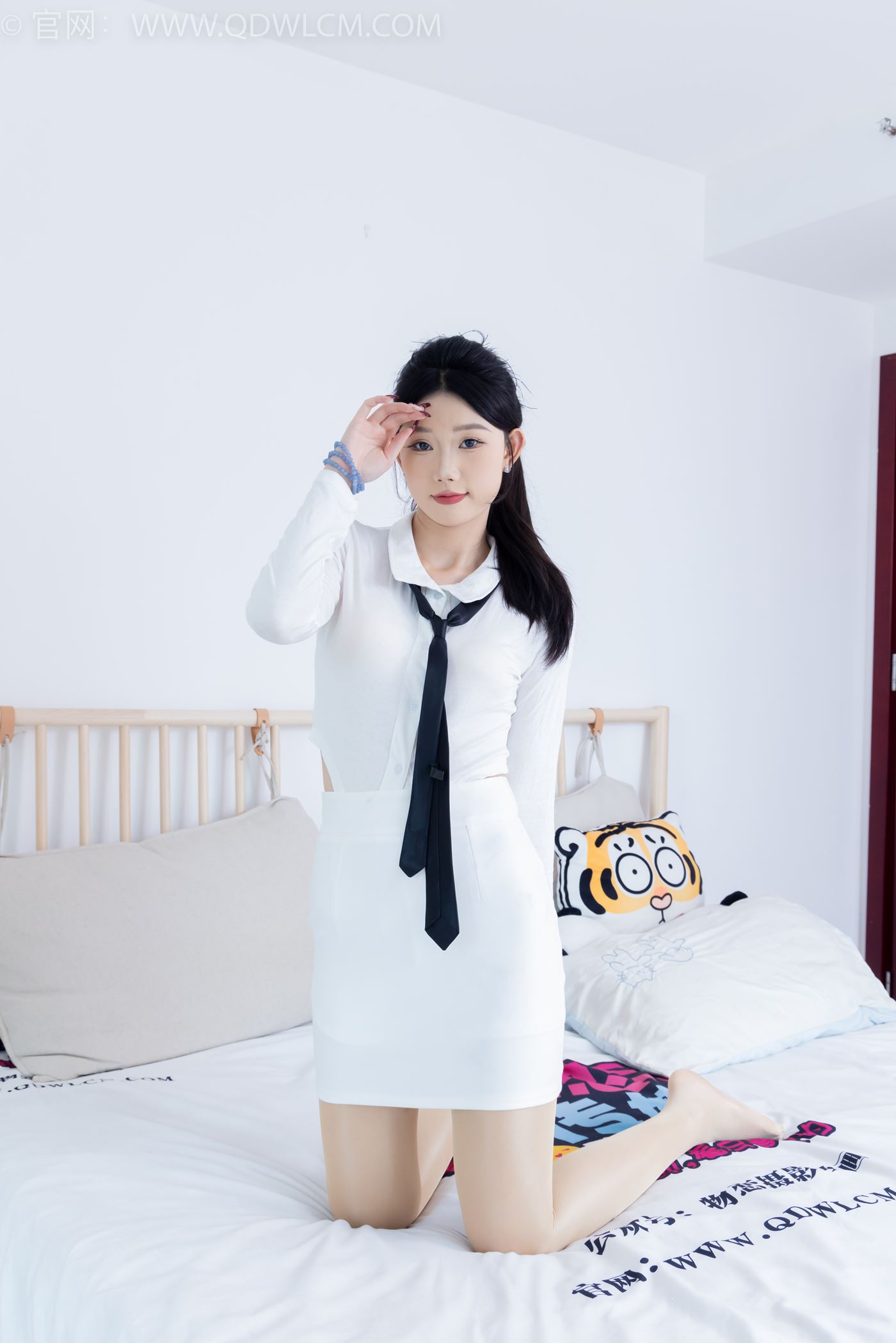 图片[3]-精选勿恋传媒 NO.2235 小竹-高跟鞋、油亮肉丝[149P]-草丛看图