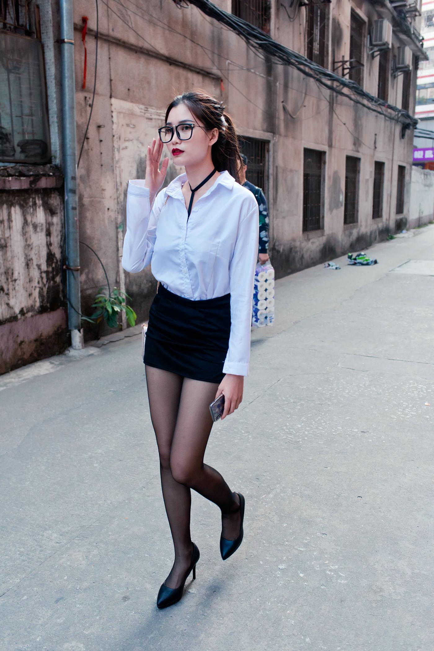 图片[3]-精选魔镜街拍 NO.105 OL极品黑丝美女婷婷的工作日常 [52P]-草丛看图