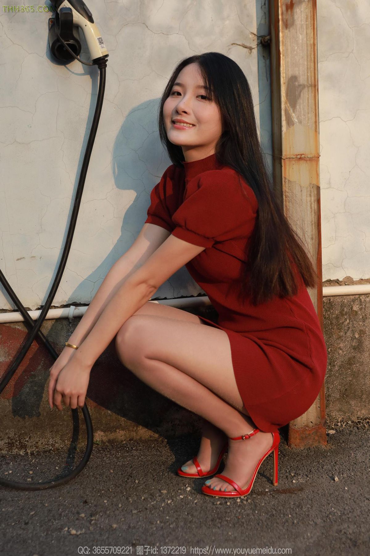 图片[4]-精选[IESS异思趣向] 2025.02.21 丝享家1983：婉萍《红苹果（下）》[63P]-草丛看图