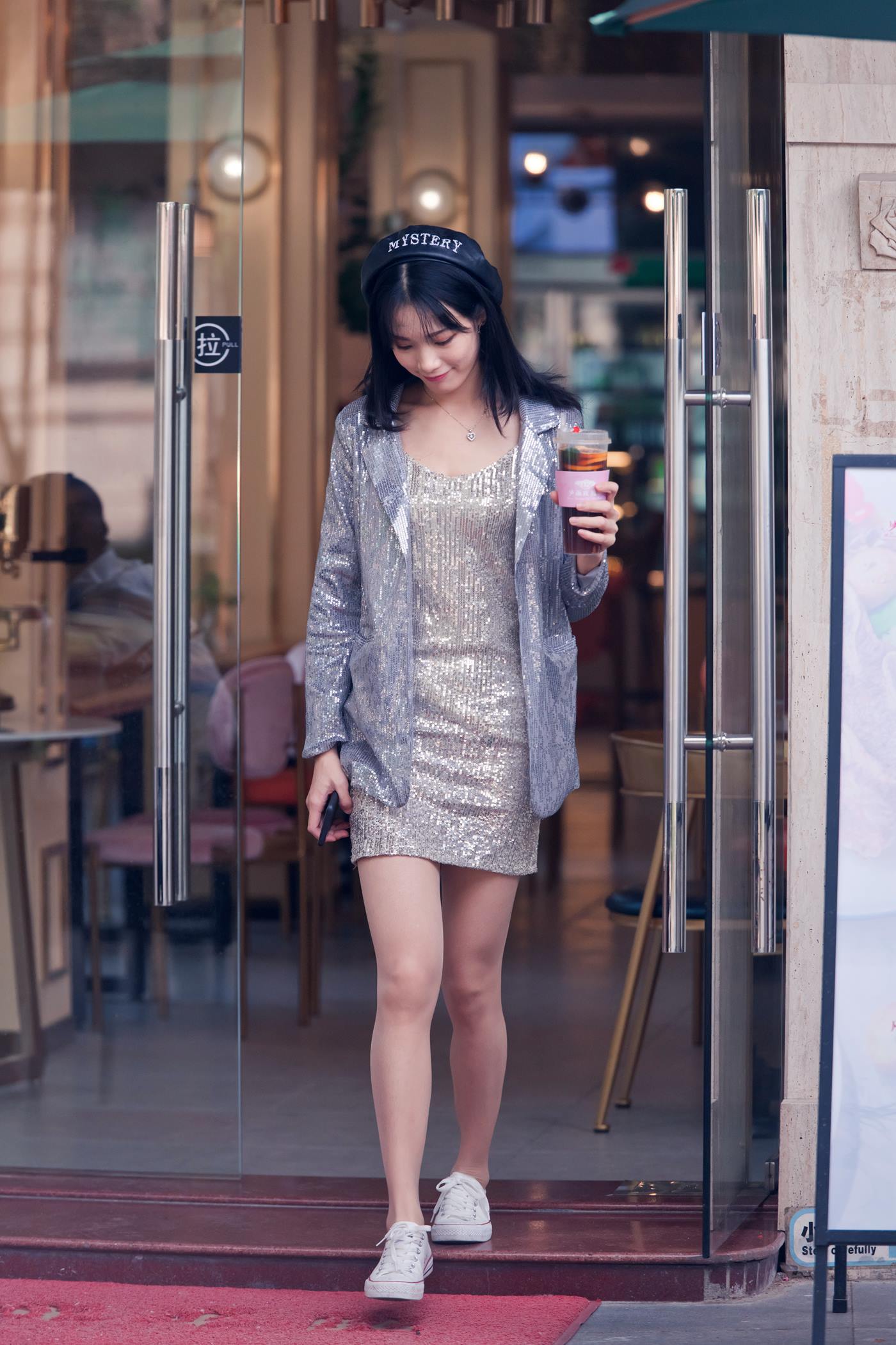 图片[7]-精选魔镜街拍 NO.066 御风街拍 在沙面公园搭讪的肉丝甜美小解解九月 [48P]-草丛看图