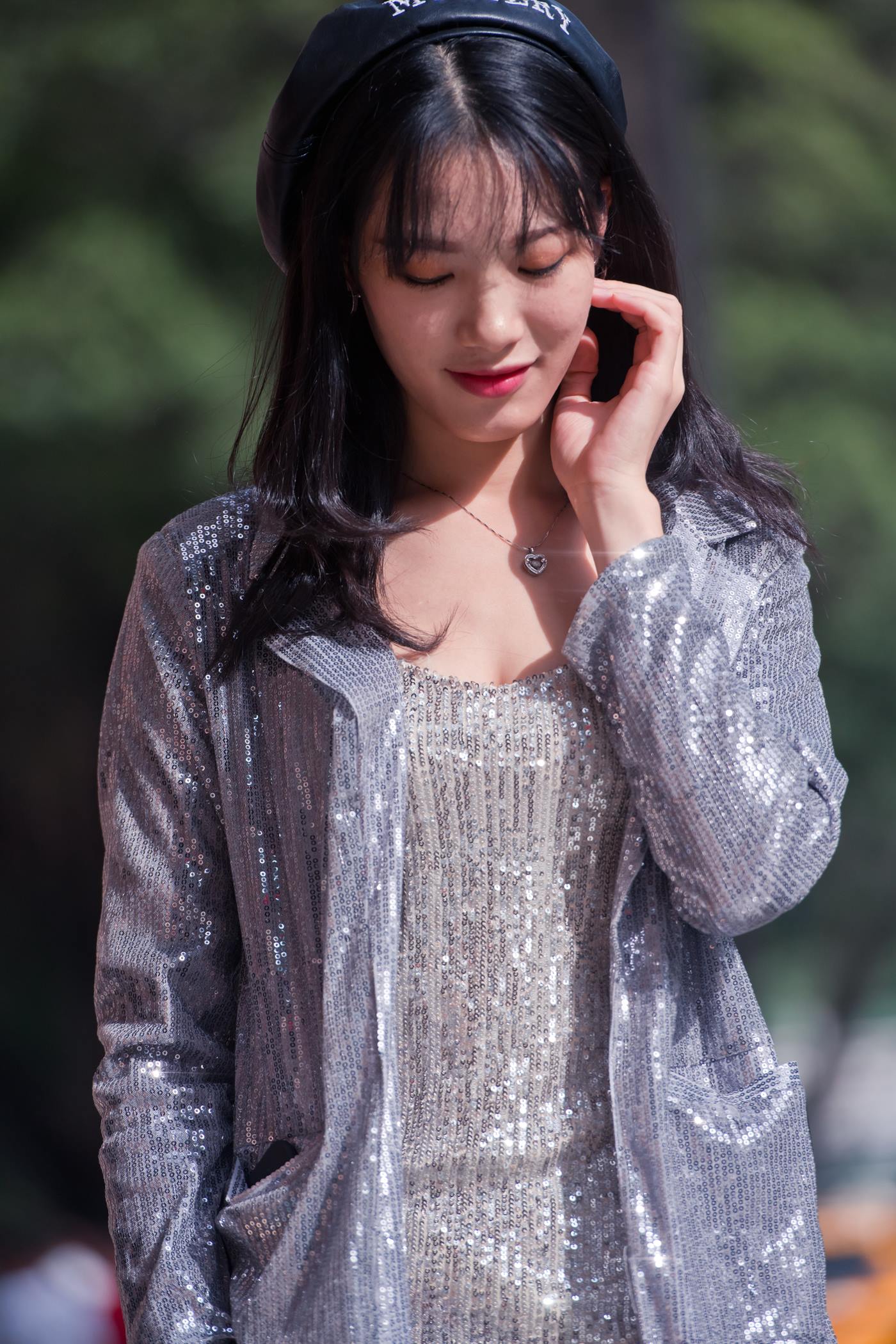 图片[1]-精选魔镜街拍 NO.066 御风街拍 在沙面公园搭讪的肉丝甜美小解解九月 [48P]-草丛看图