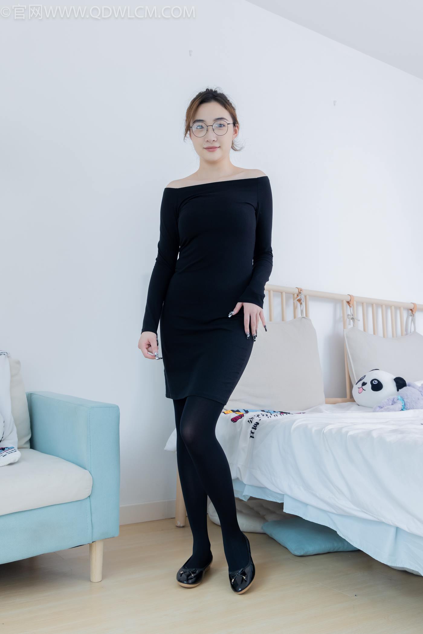 图片[5]-精选勿恋传媒 NO.2265 恬恬-平底鞋、厚黑丝、厚黑丝踩奶油蛋糕剧情[137P]-草丛看图