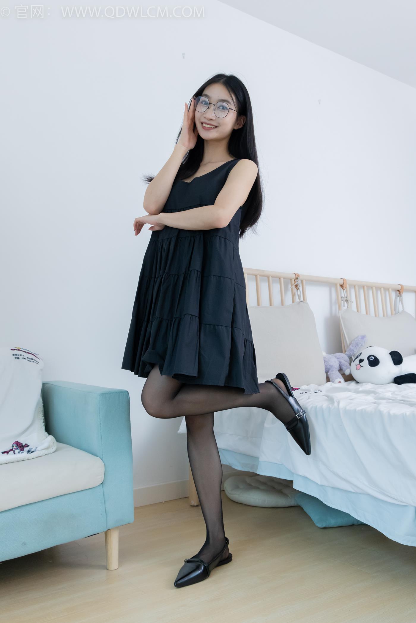 图片[3]-精选勿恋传媒 NO.2257 小影-平底鞋、薄黑丝脚尖加固款[108P]-草丛看图