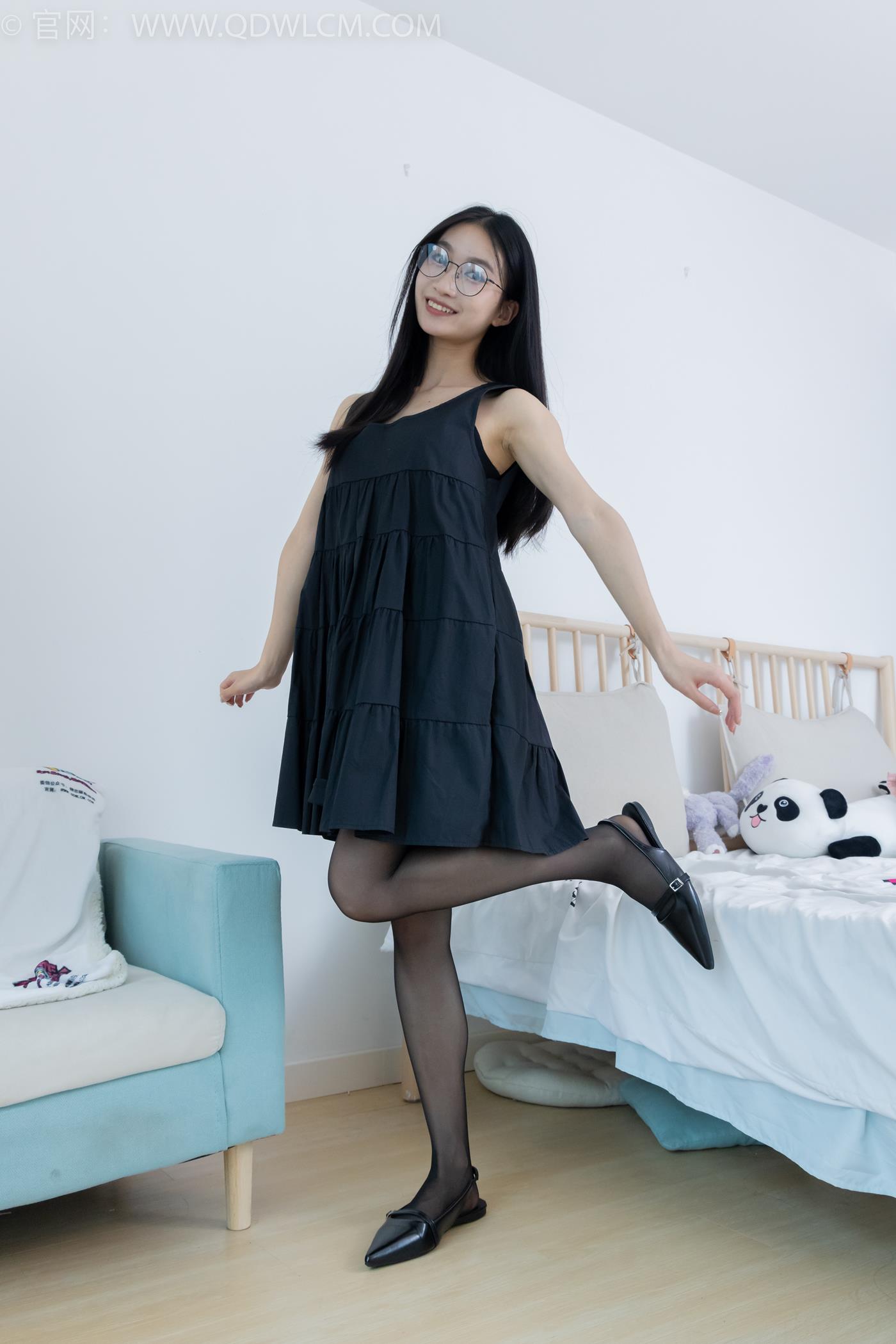 图片[4]-精选勿恋传媒 NO.2257 小影-平底鞋、薄黑丝脚尖加固款[108P]-草丛看图