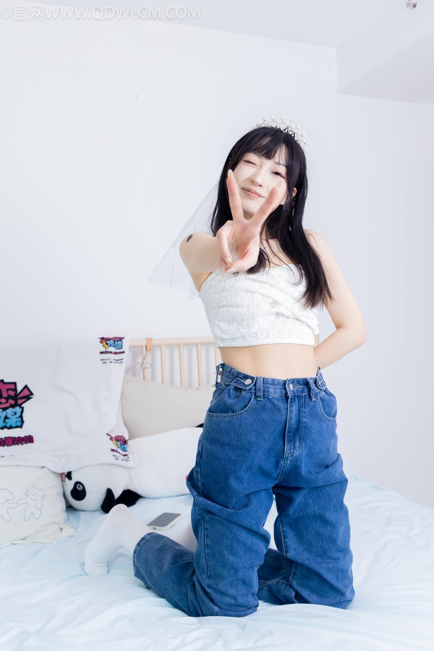 图片[8]-精选勿恋传媒 NO.2258 嘟嘟-板鞋、白棉袜、裸足[134P]-草丛看图