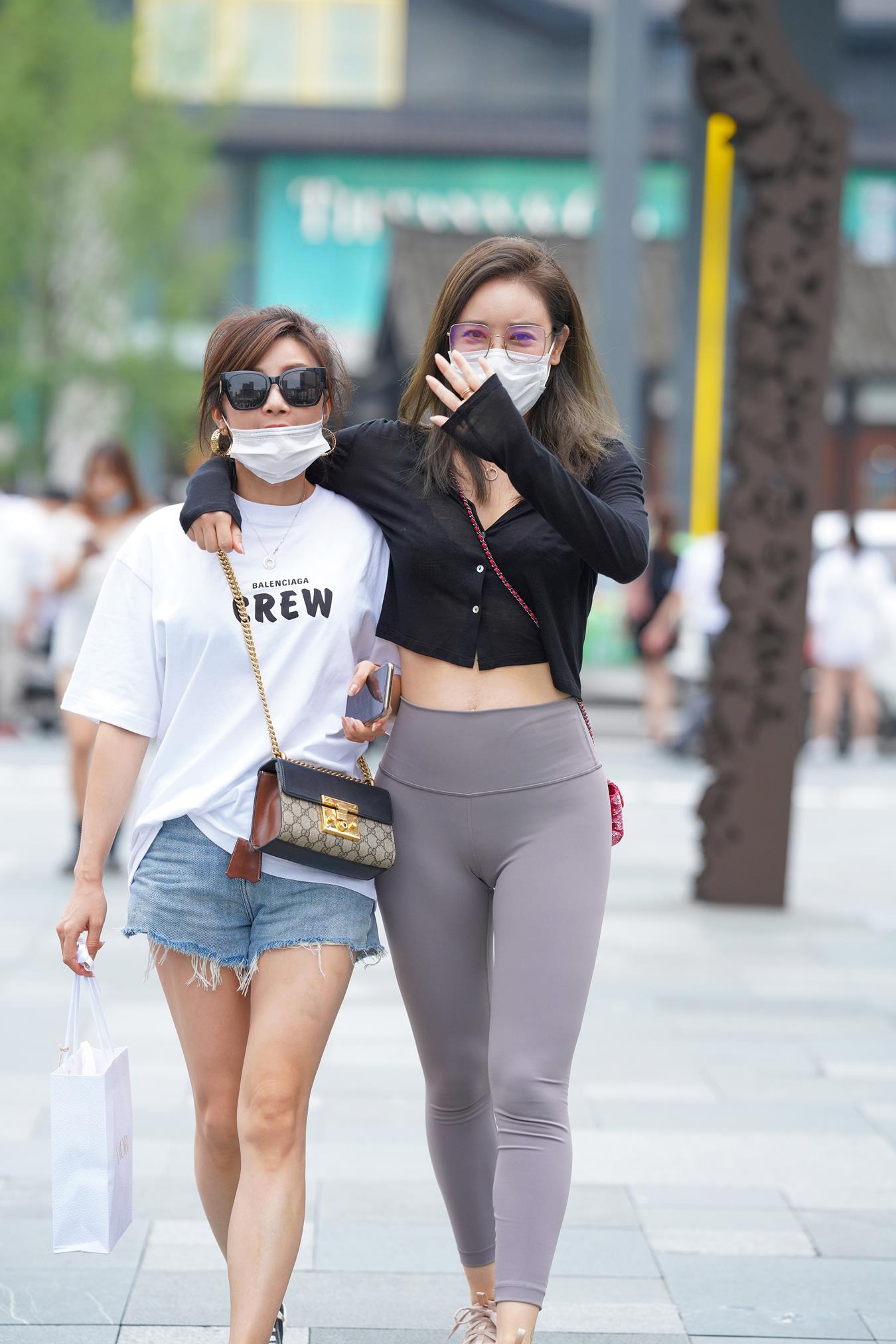 图片[5]-精选唯美街拍 NO.1278 视觉冲击街拍作品 – 有点活泼[38P]-草丛看图