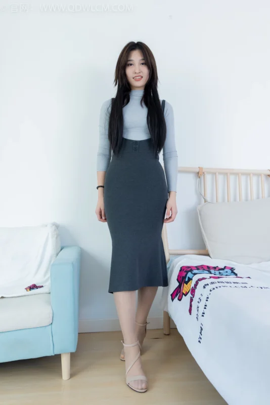 精选勿恋传媒 NO.2190 灰灰-大雾重重[92P]-草丛看图