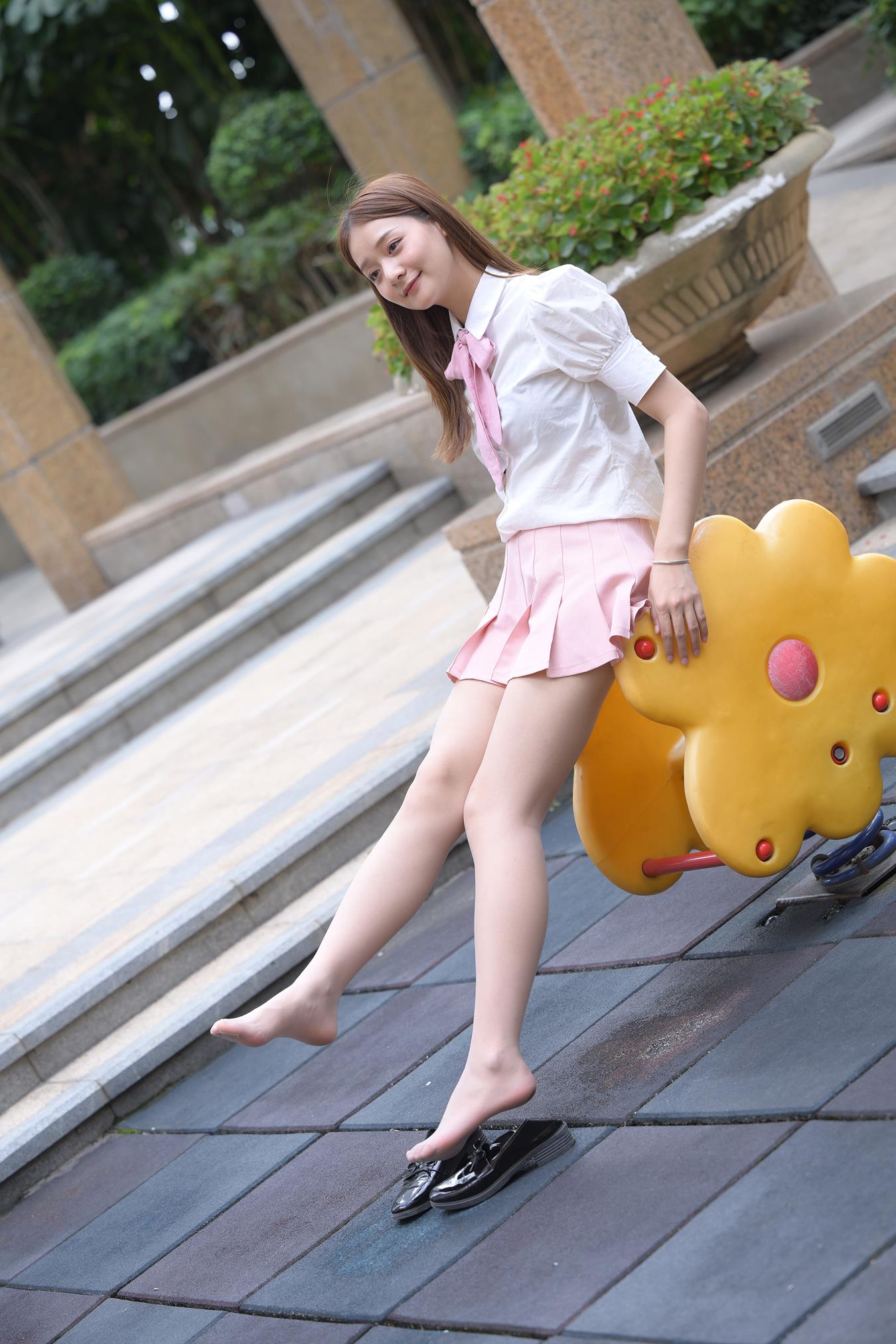 图片[4]-精选唯美街拍 NO.1214 魂魂摄影作品 夏日倾情 （10）[84P]-草丛看图