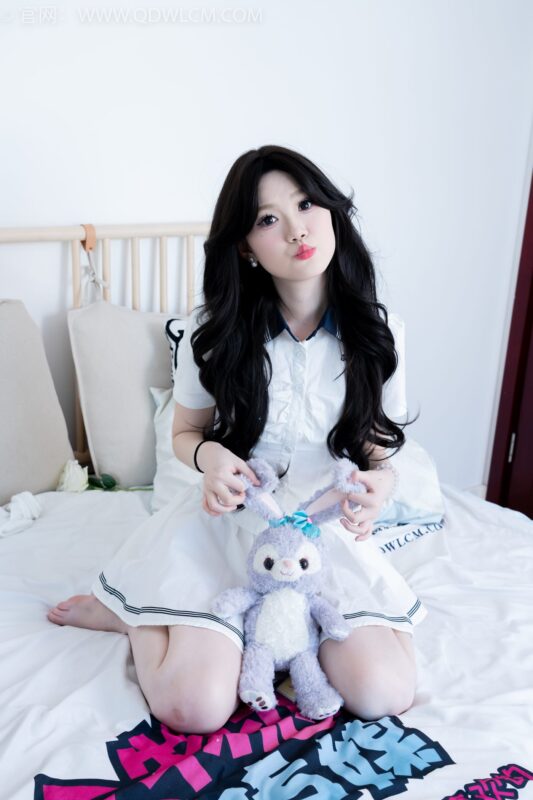 精选勿恋传媒 NO.2229 盲盒2[100P]-草丛看图