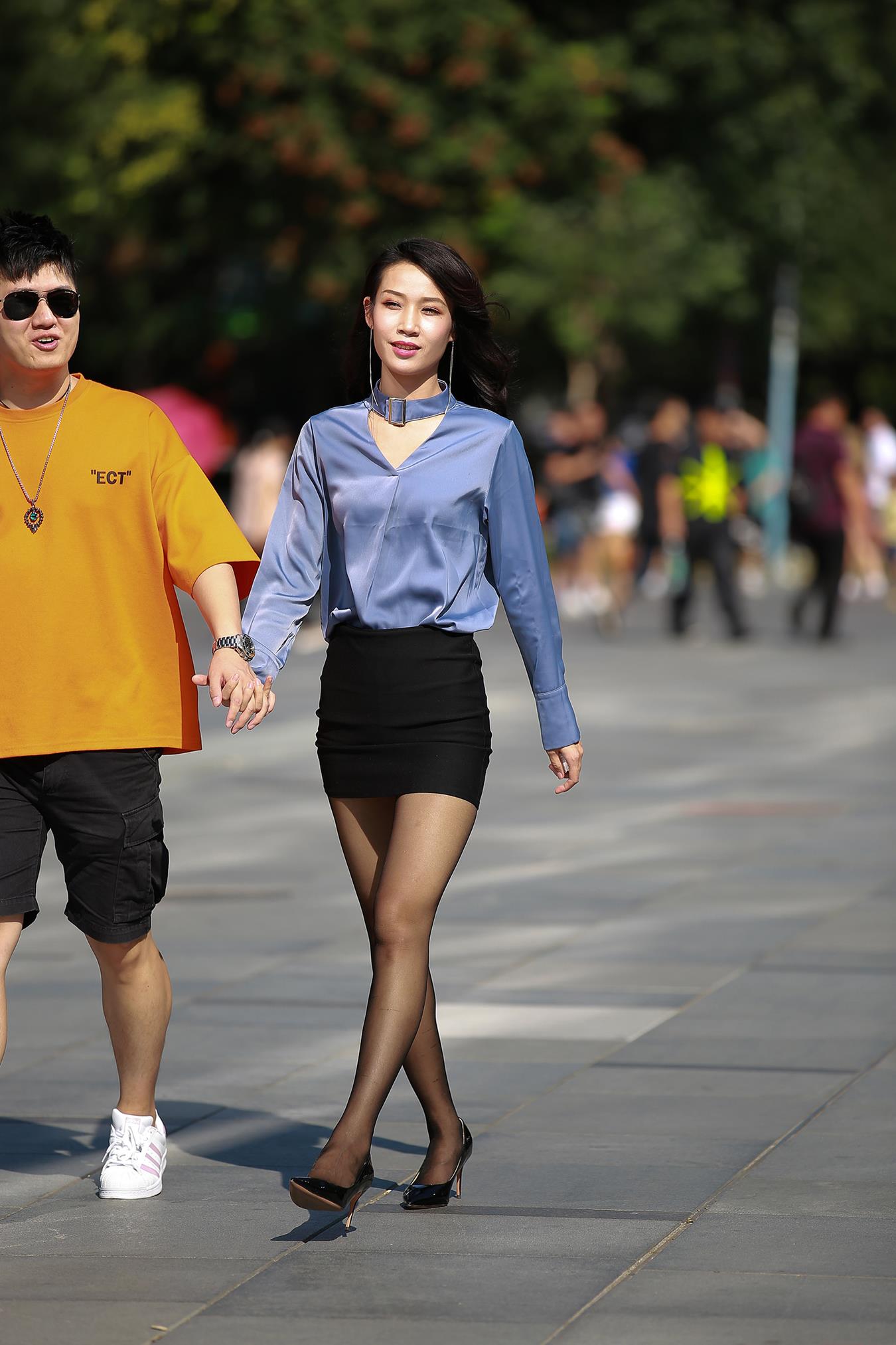 图片[6]-精选唯美街拍 NO.1252 四九城嘎子街拍作品 – 黑丝姓感女友[27P]-草丛看图