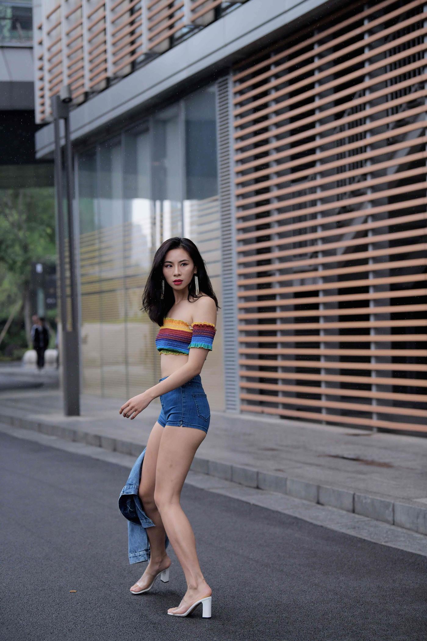 图片[3]-精选魔镜街拍 NO.026 牛仔热裤高跟街拍 [100P]-草丛看图