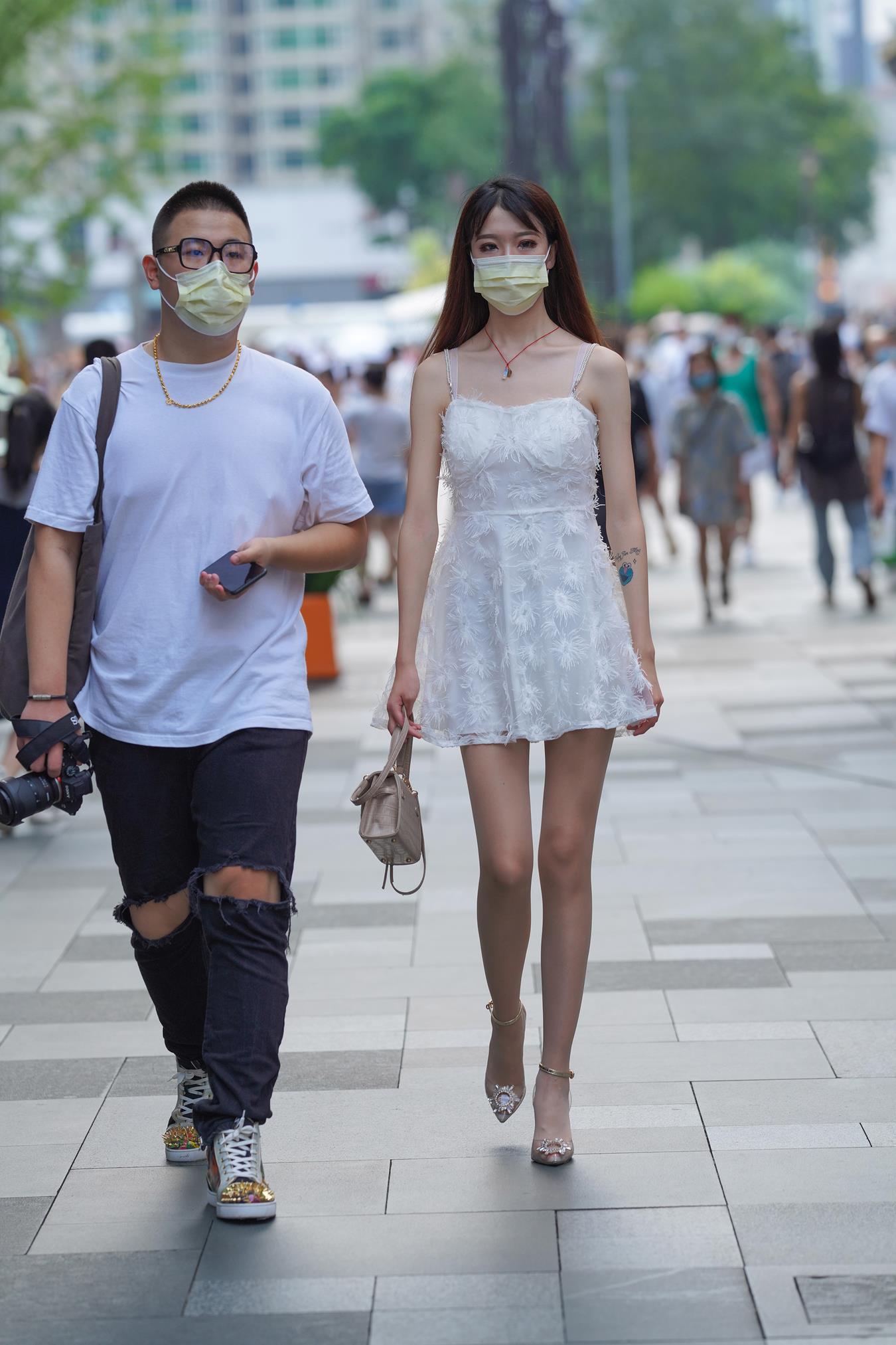 图片[3]-精选唯美街拍 NO.1231 牛男街拍 白长直小仙女 好美的腿[130P]-草丛看图