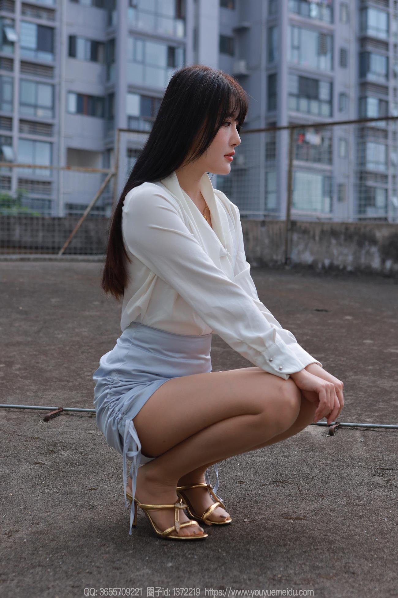 图片[6]-精选[IESS异思趣向] 2024.11.10 丝享家1894：婉萍《蓝色短裙（下）》[89P]-草丛看图