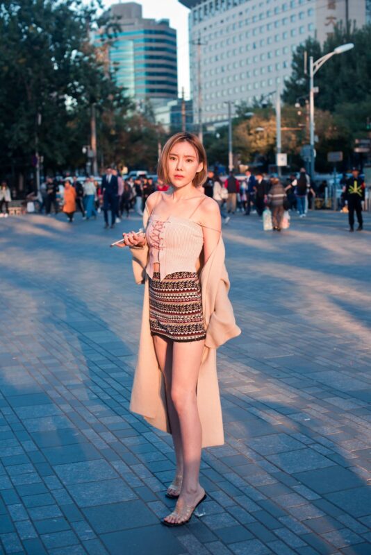 精选魔镜街拍 NO.013 时尚街拍小背心加短裙 [110P]-草丛看图