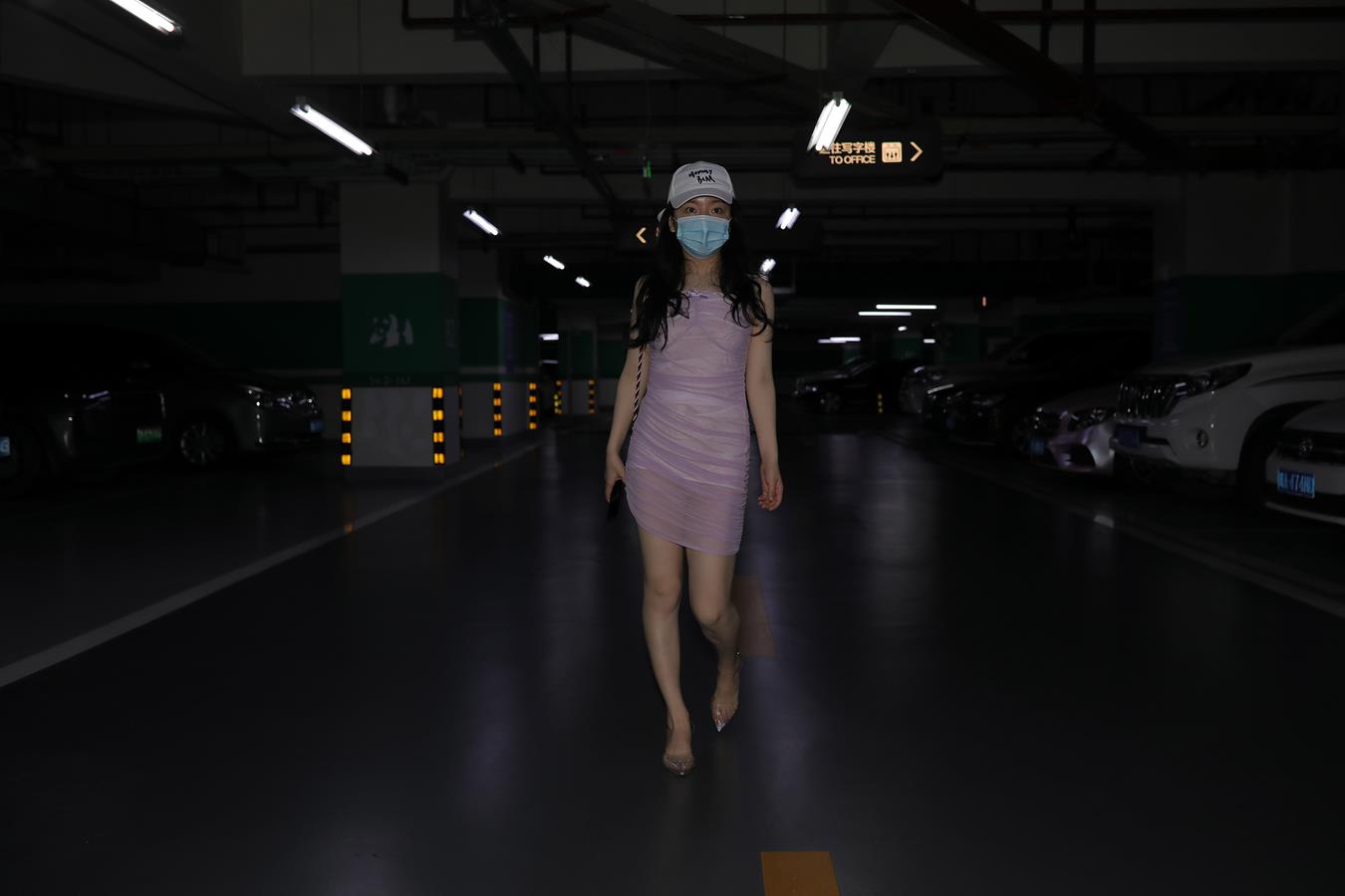 图片[3]-精选唯美街拍 NO.1255 牛男街拍 好白皙的紫裙女孩[177P]-草丛看图