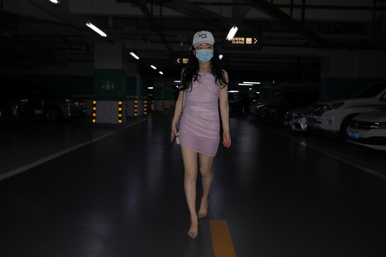 图片[5]-精选唯美街拍 NO.1255 牛男街拍 好白皙的紫裙女孩[177P]-草丛看图