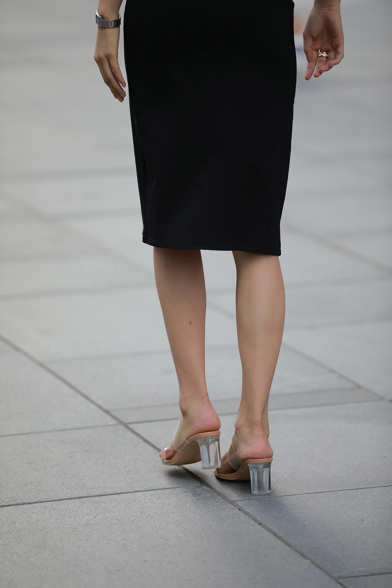 图片[6]-精选唯美街拍 NO.1250 四九城嘎子街拍作品 – 高挑美腿漂亮小解解[154P]-草丛看图