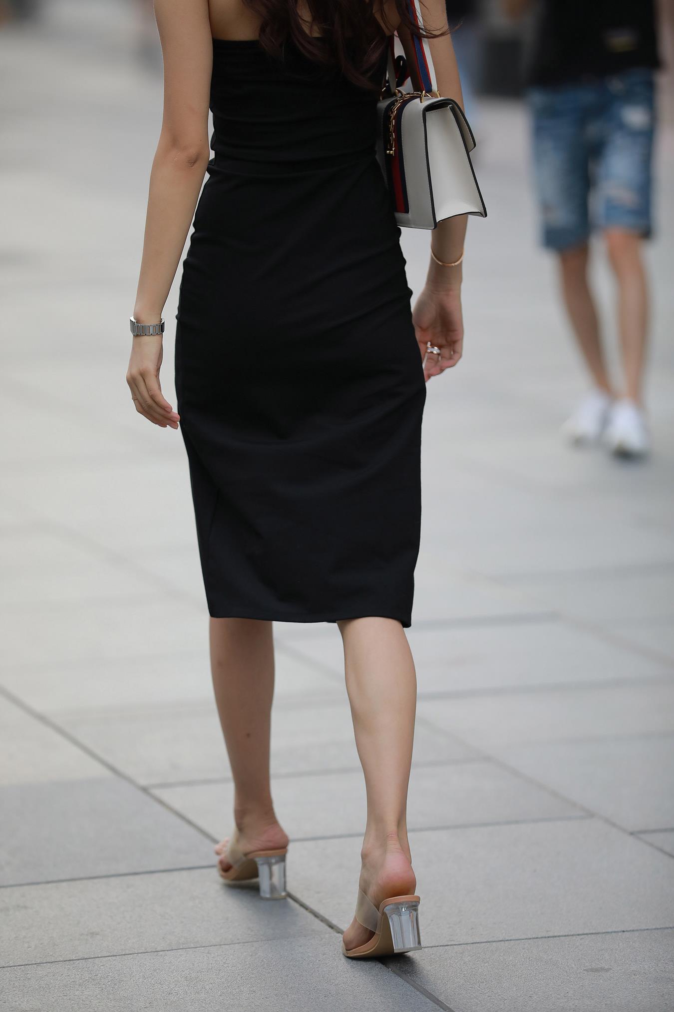 图片[7]-精选唯美街拍 NO.1250 四九城嘎子街拍作品 – 高挑美腿漂亮小解解[154P]-草丛看图