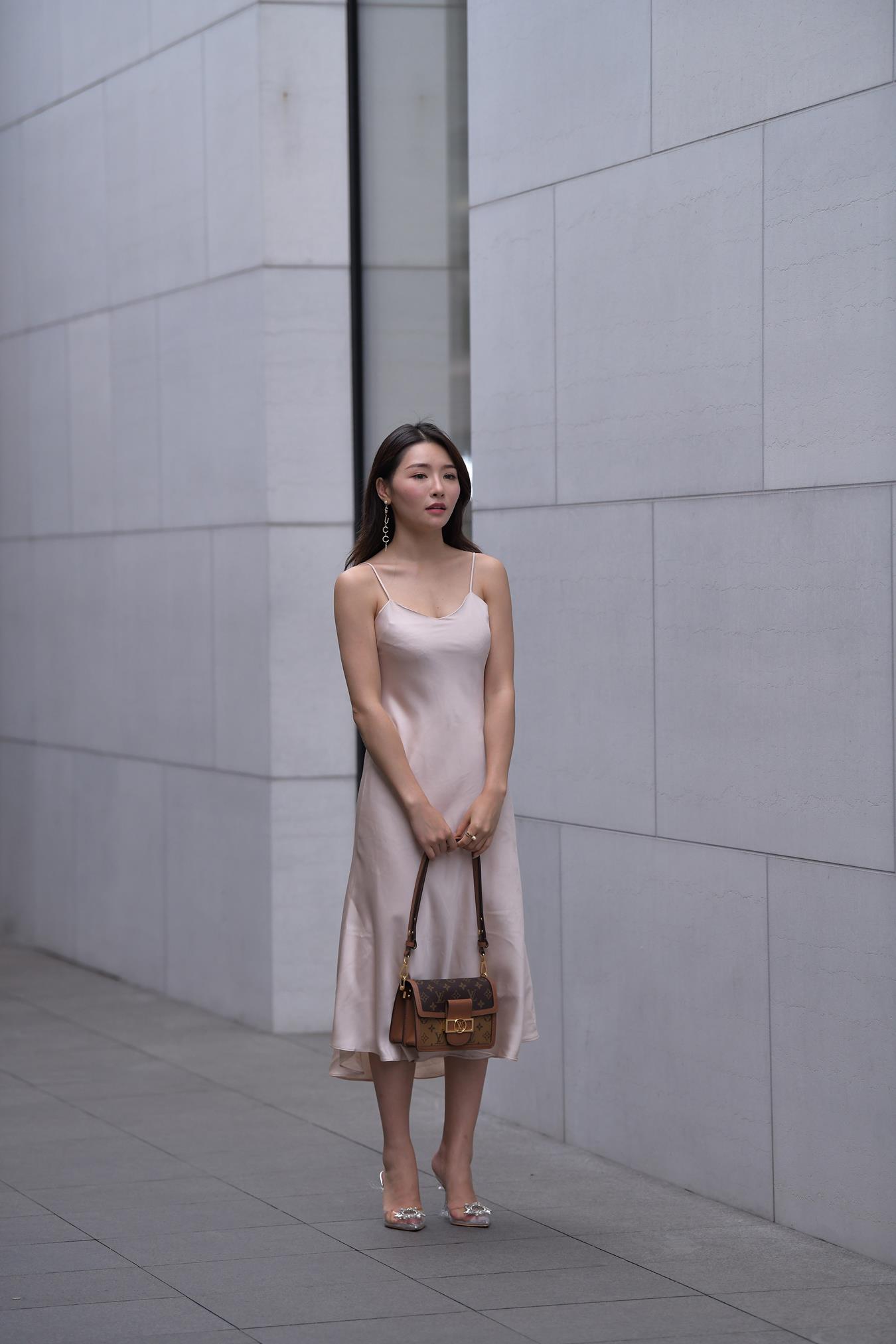 图片[8]-唯美街拍 NO.1270 视觉冲击街拍作品 – 窈窕淑女 谁不好求[55P]-草丛看图