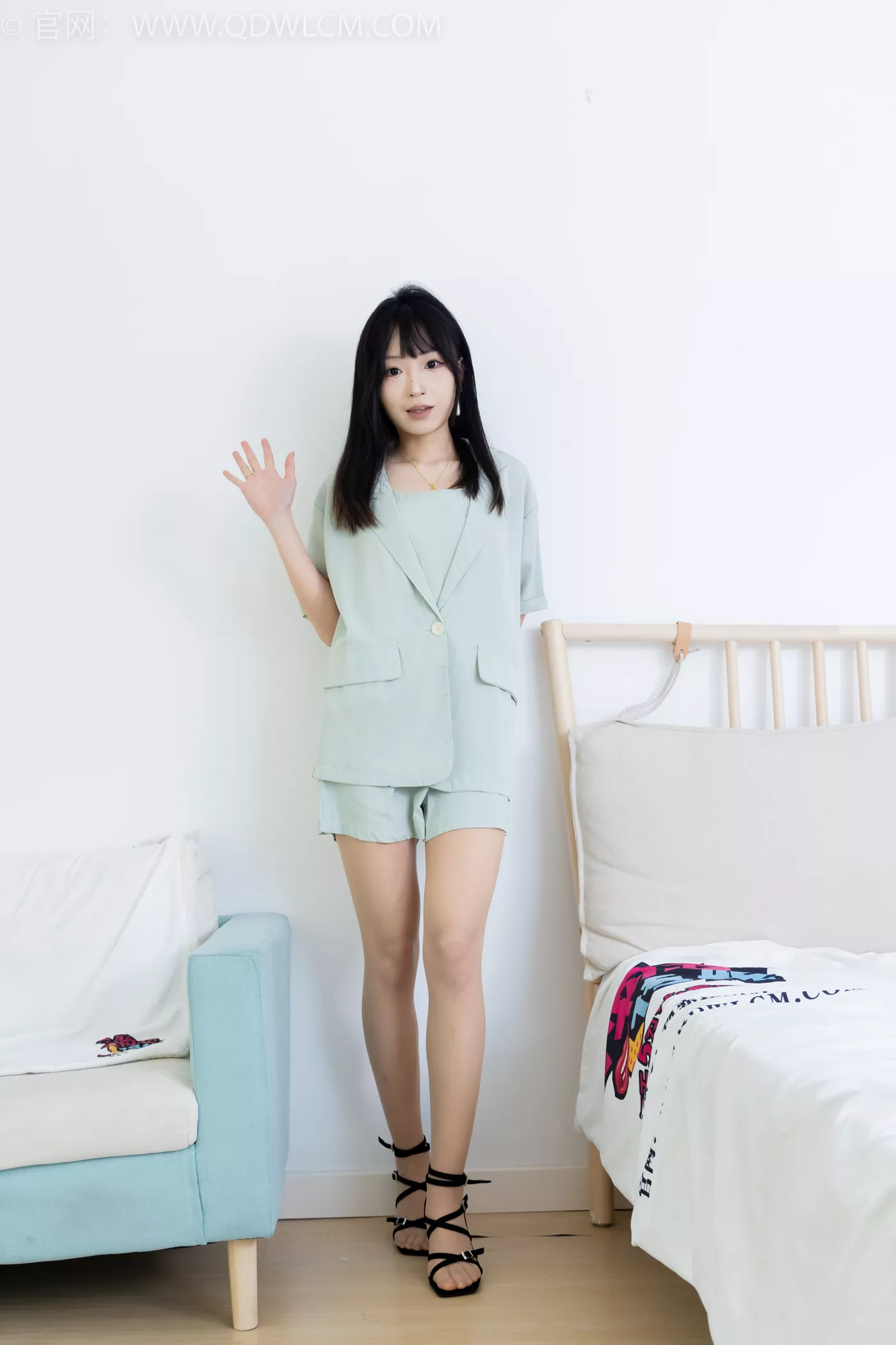 图片[6]-精选勿恋传媒 NO.2217 嘟嘟-正午阳光[160P]-草丛看图