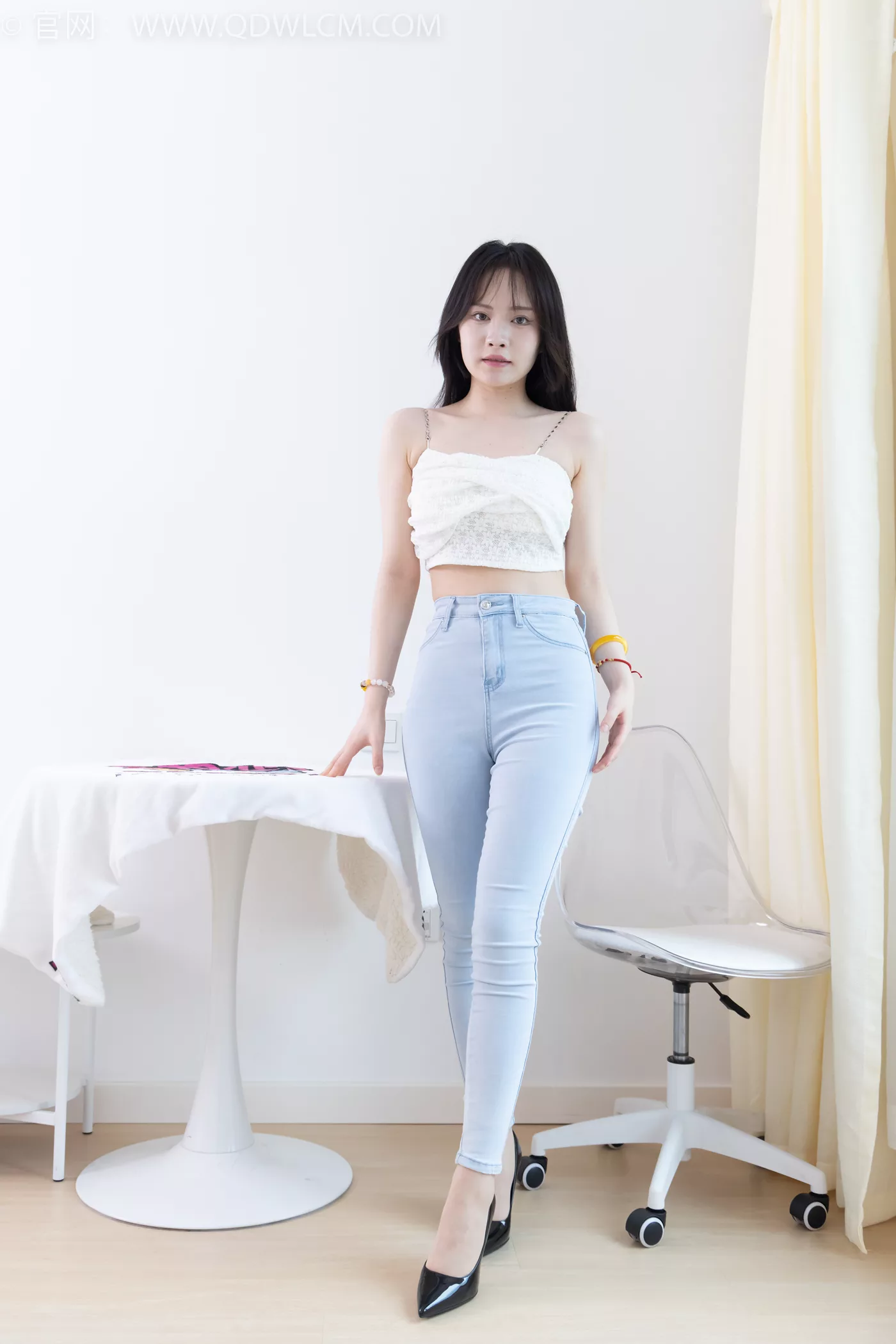 图片[1]-精选勿恋传媒 NO.2226 小酒-回忆在倒带[160P]-草丛看图