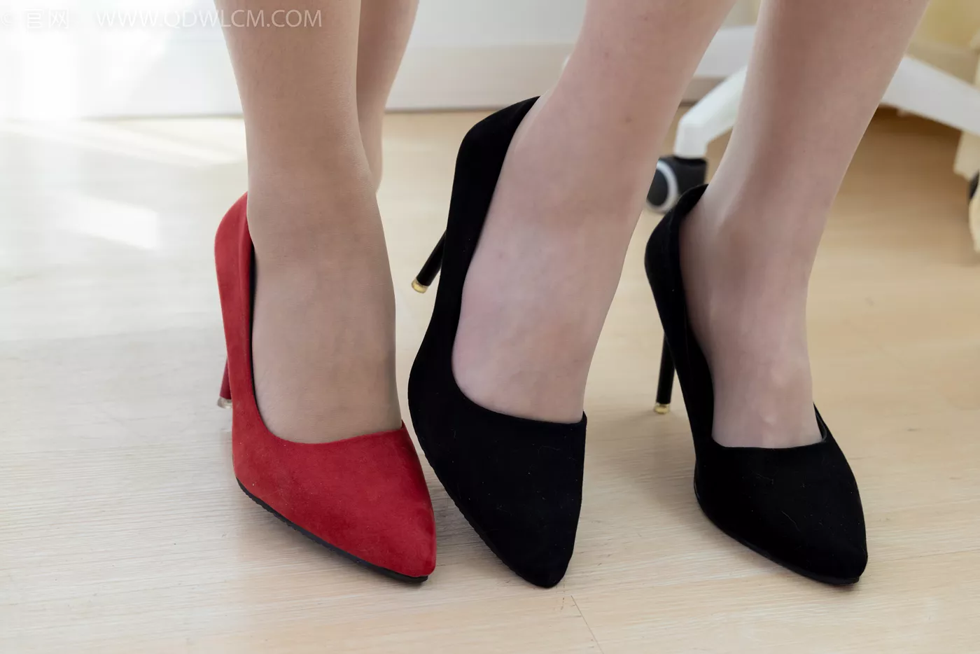 图片[8]-精选勿恋传媒 NO.2204 菜菜&岚岚-快乐时光[159P]-草丛看图