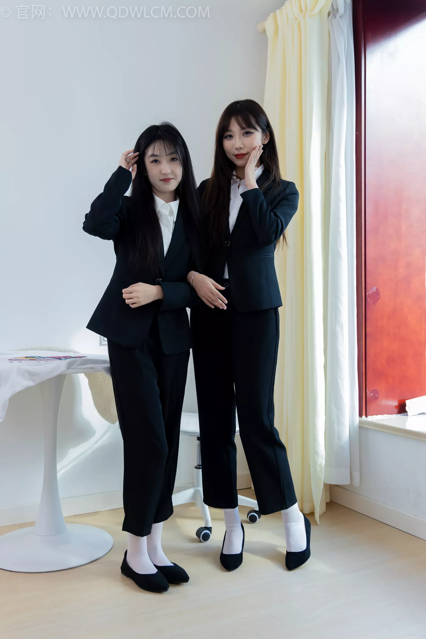 图片[5]-精选勿恋传媒 NO.2216 泡泡&嘉木-手心的蔷薇[160P]-草丛看图