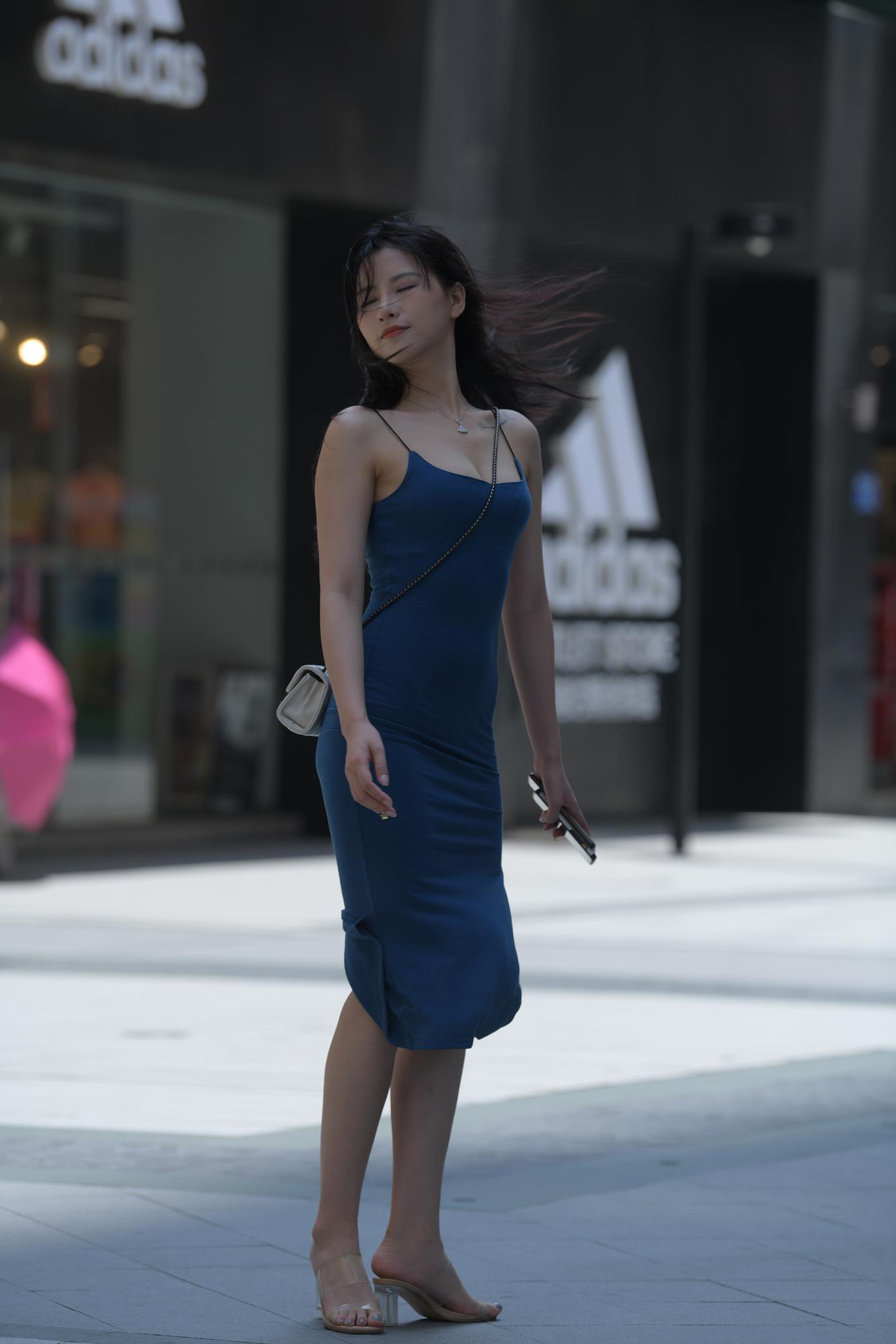 图片[6]-唯美街拍 NO.1271 红石摄影作品 的蓝色包臀裙美女[105P]-草丛看图