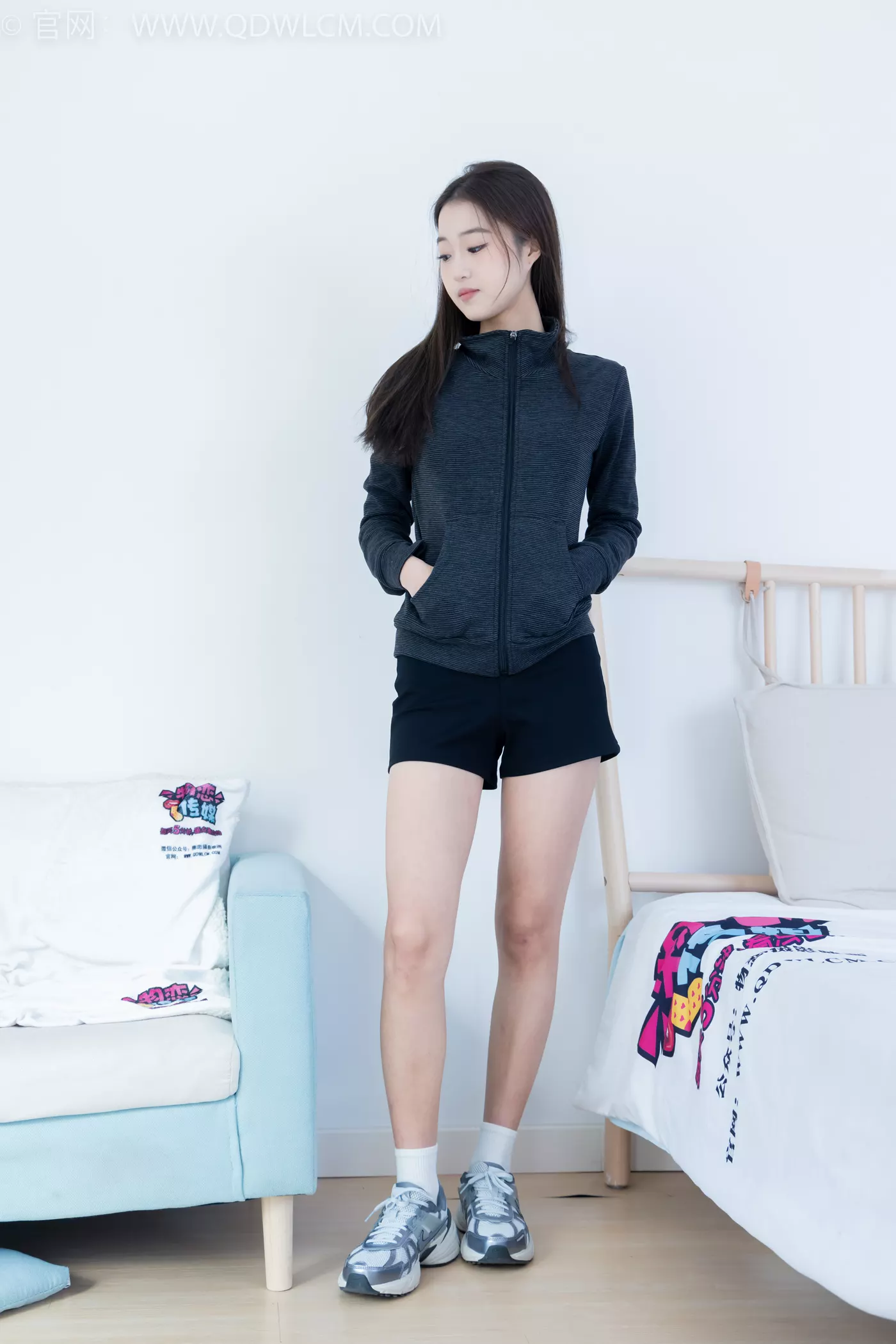 图片[2]-精选勿恋传媒 NO.2194 泛泛-下个路口[100P]-草丛看图