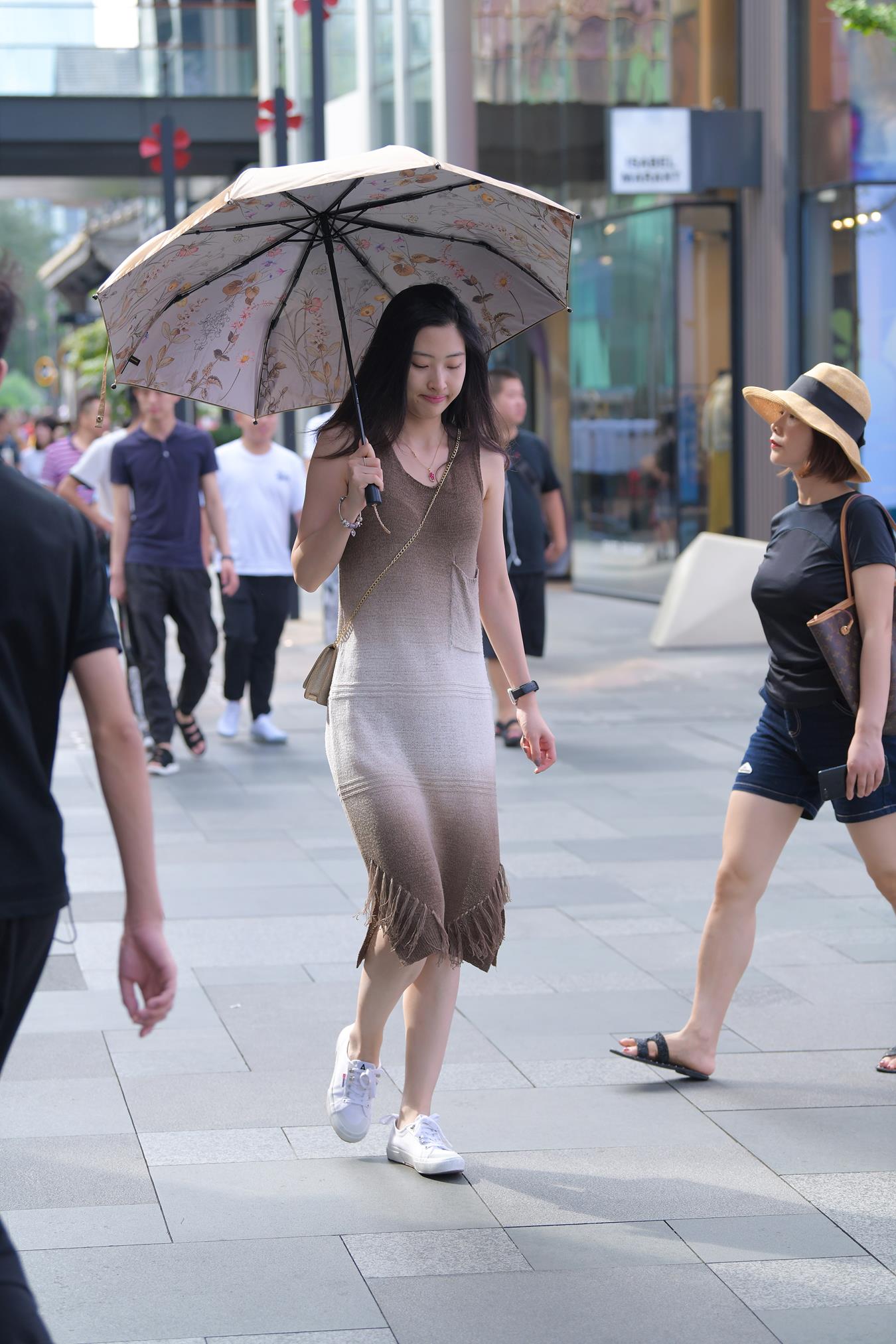 图片[4]-精选唯美街拍 NO.1279 视觉冲击街拍作品 – 这朦胧美~[52P]-草丛看图