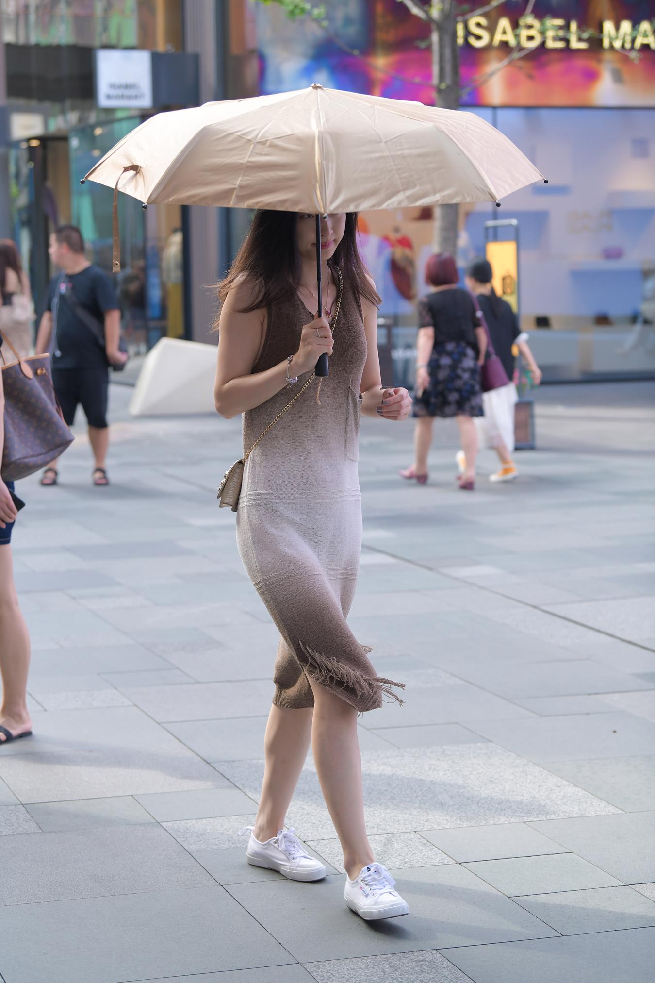 图片[7]-精选唯美街拍 NO.1279 视觉冲击街拍作品 – 这朦胧美~[52P]-草丛看图