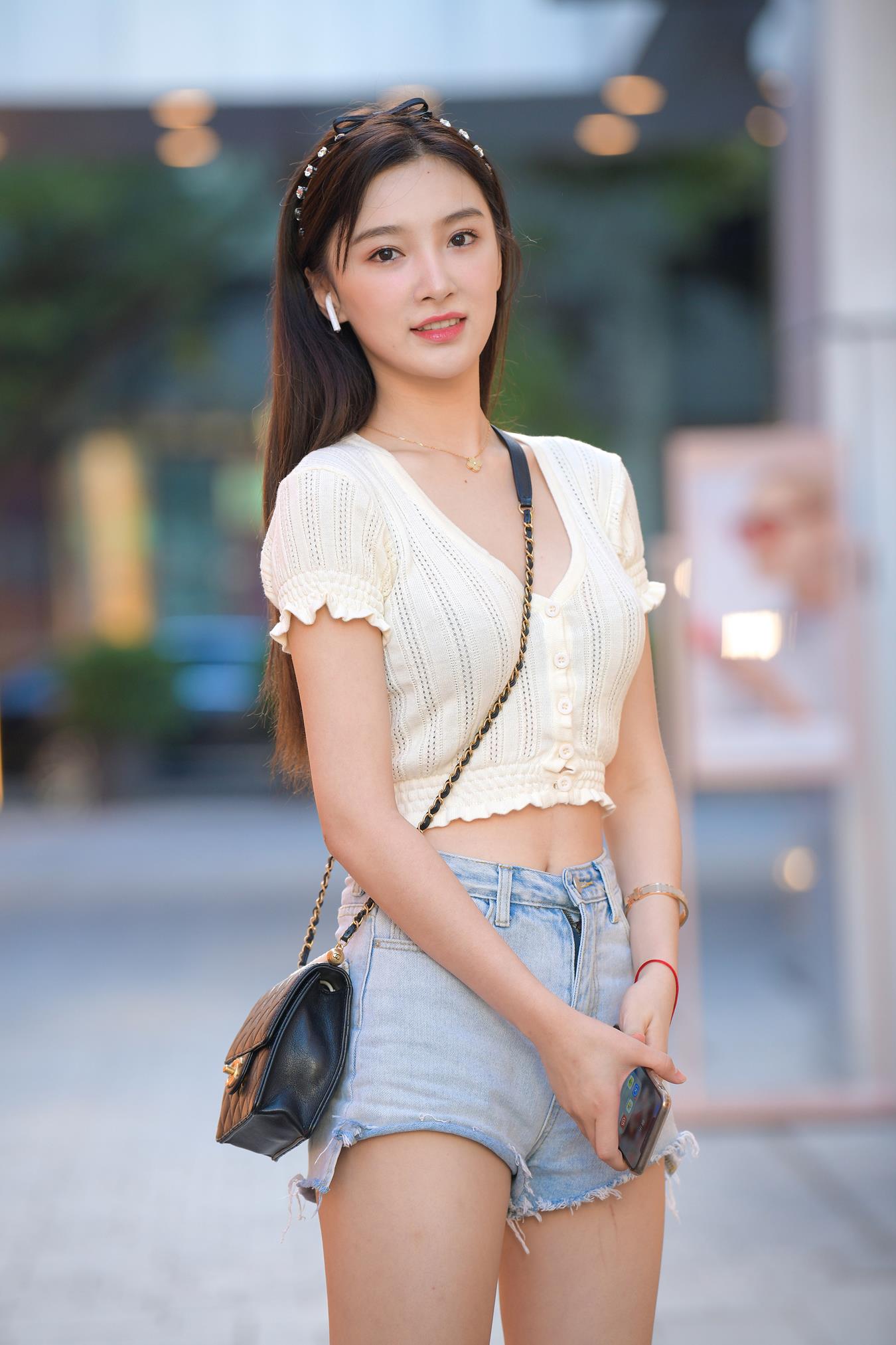 图片[3]-精选唯美街拍 NO.1243  魂魂街拍作品 – 清爽洁白的美女[124P]-草丛看图