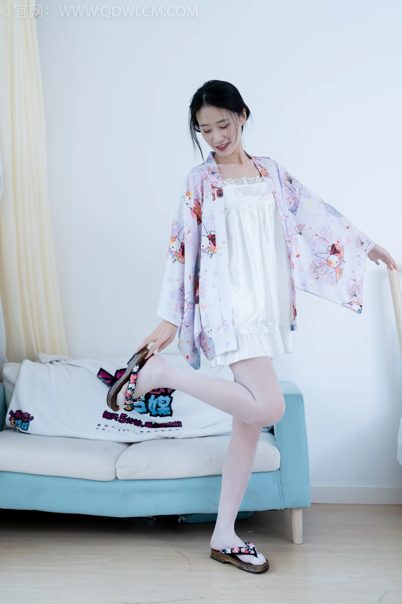 图片[3]-精选勿恋传媒 NO.2198 菜菜-手中的沙[100P]-草丛看图