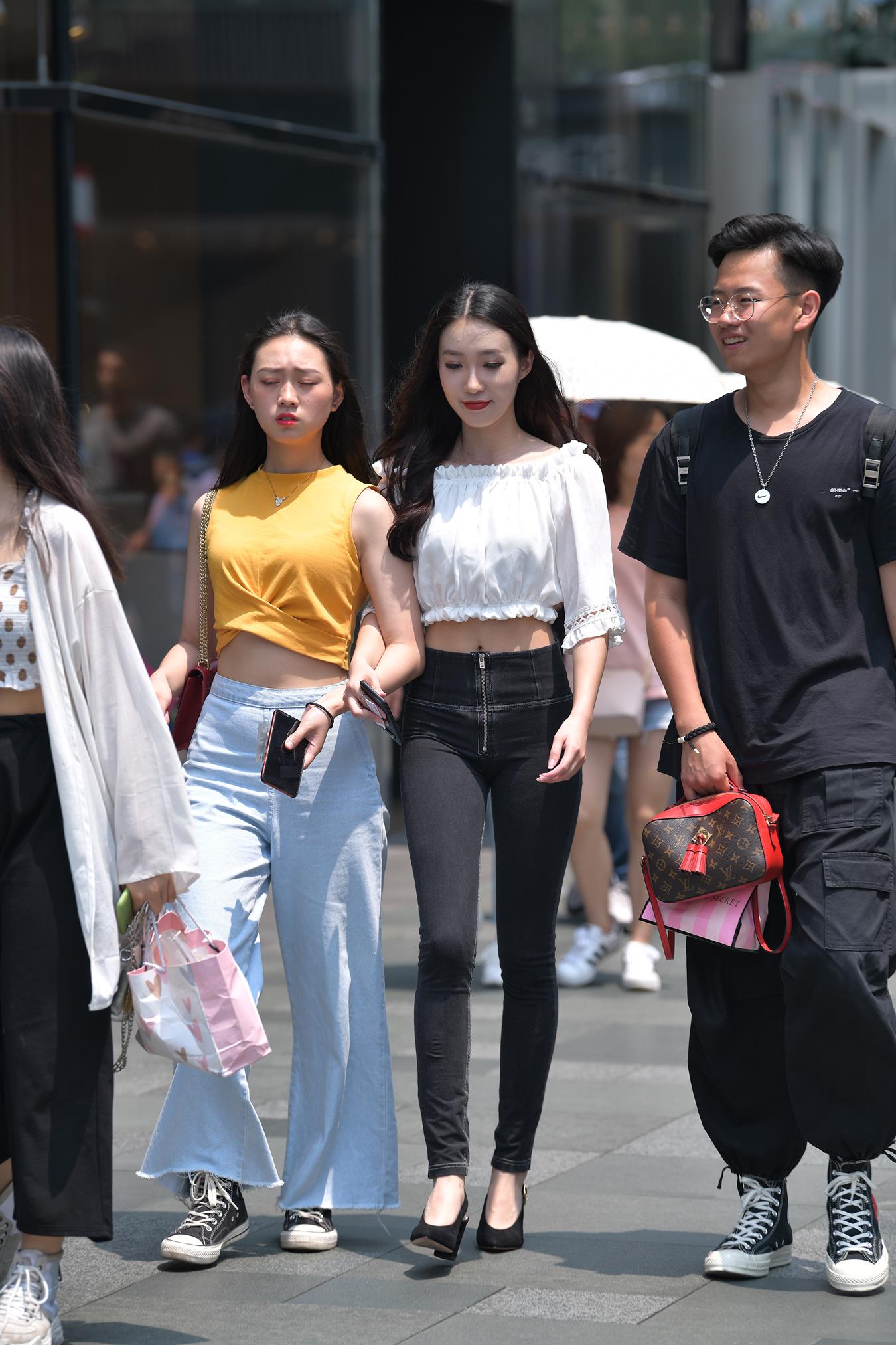 图片[3]-唯美街拍 NO.1265 视觉冲击街拍作品 – 搭讪极品密桃裤小解解[103P]-草丛看图