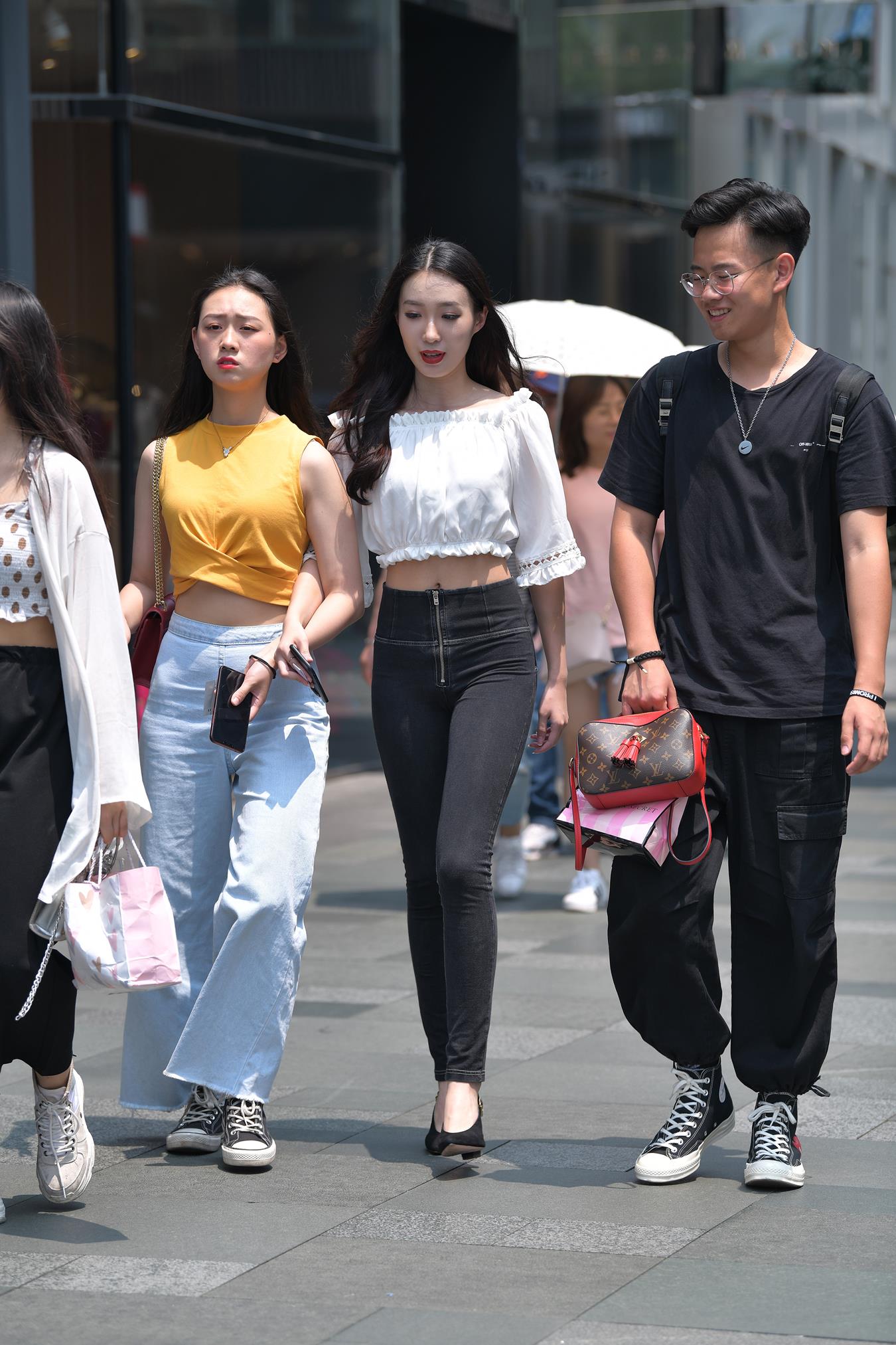 图片[5]-唯美街拍 NO.1265 视觉冲击街拍作品 – 搭讪极品密桃裤小解解[103P]-草丛看图