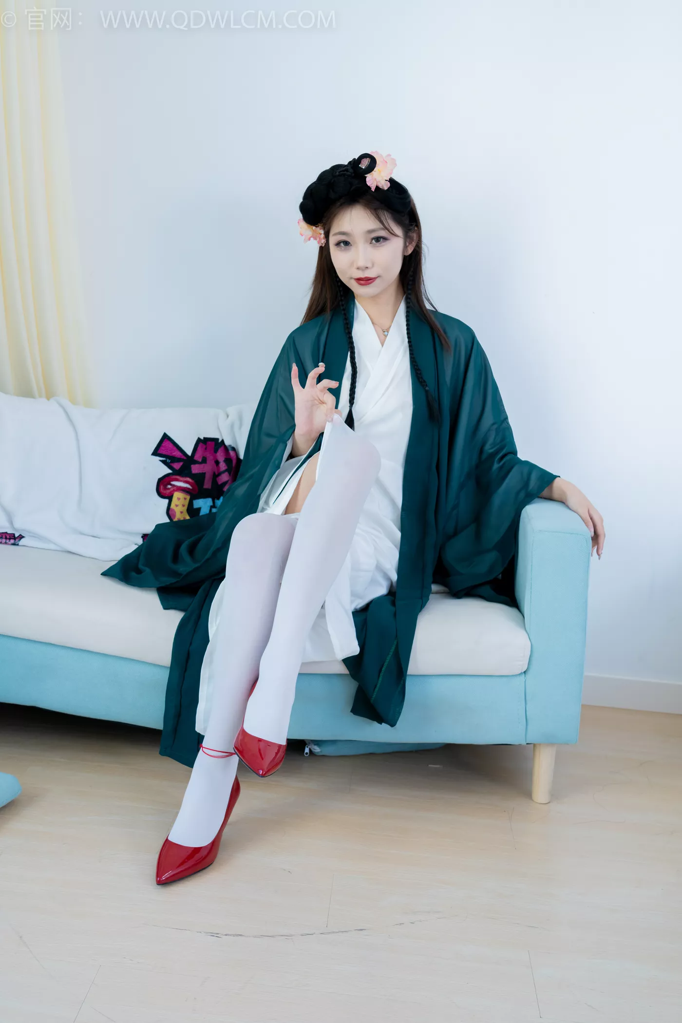 图片[5]-精选勿恋传媒 NO.2212 泡泡-一滴泪[200P]-草丛看图