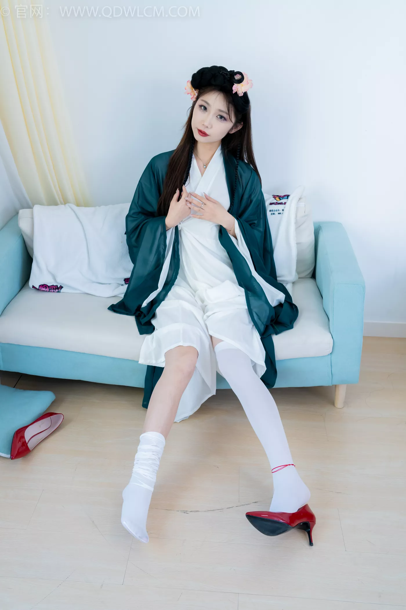 图片[6]-精选勿恋传媒 NO.2212 泡泡-一滴泪[200P]-草丛看图